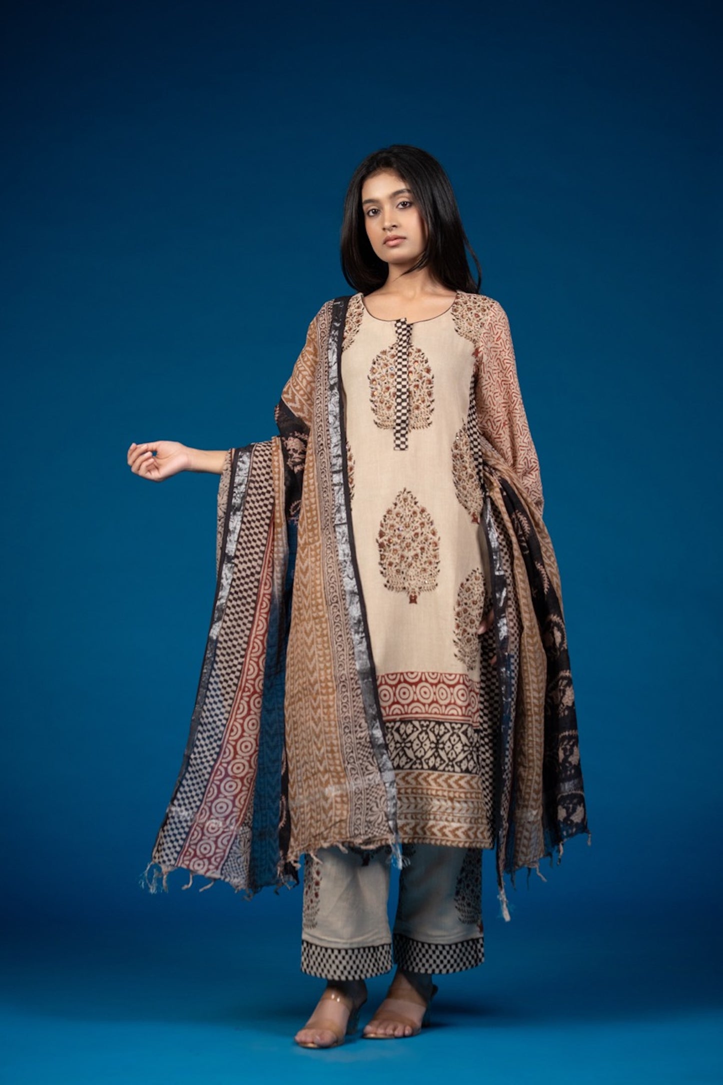 Zehra Afsana – Kurta Pant Set with Dupatta