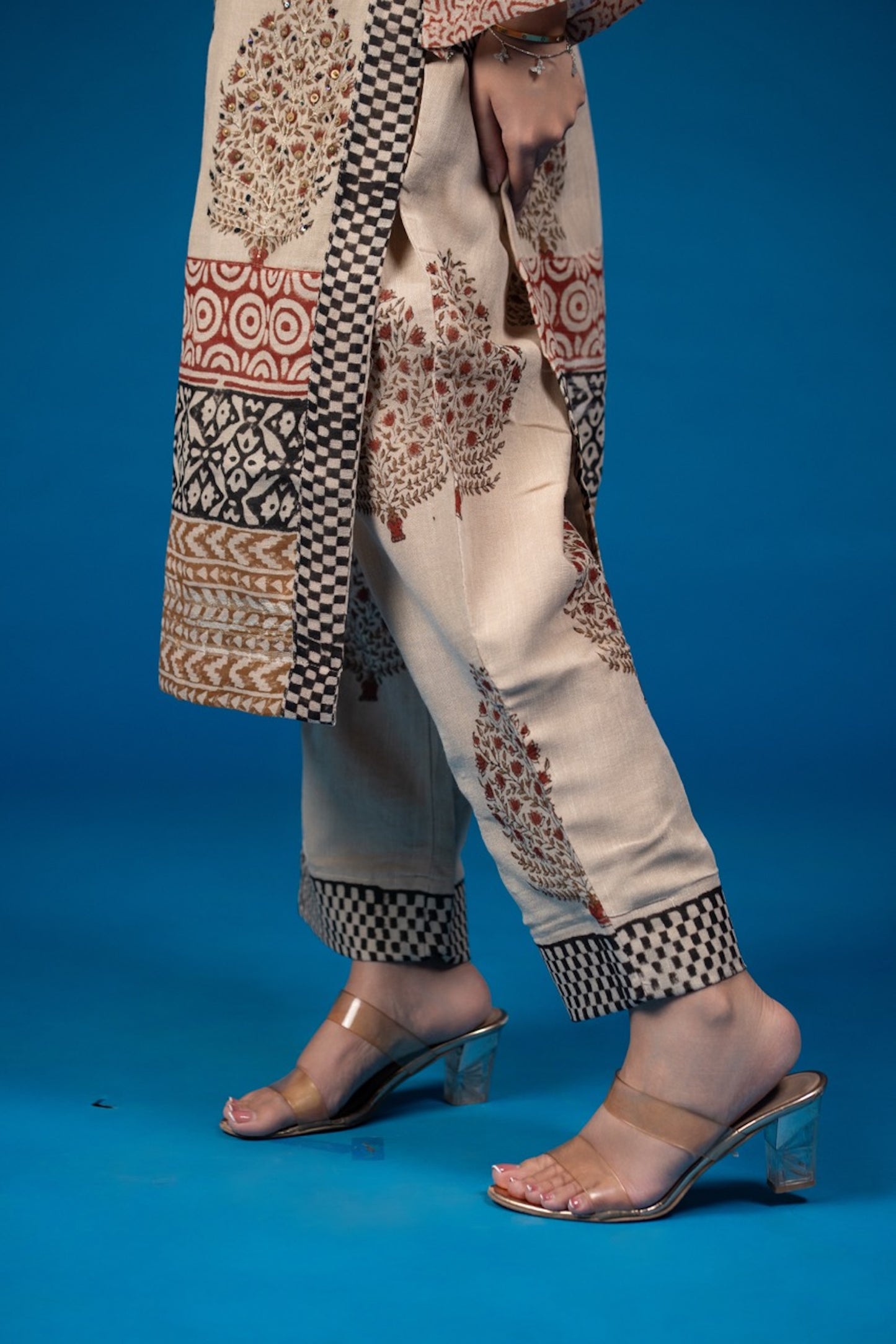 Zehra Afsana – Kurta Pant Set with Dupatta