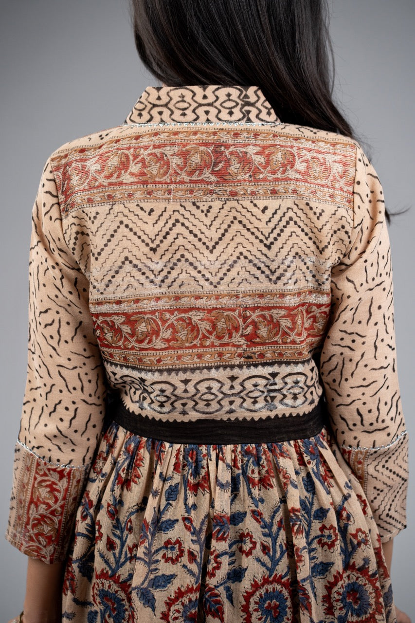Ina Daastaan – Linen Kurti Sukoon Summer Edition