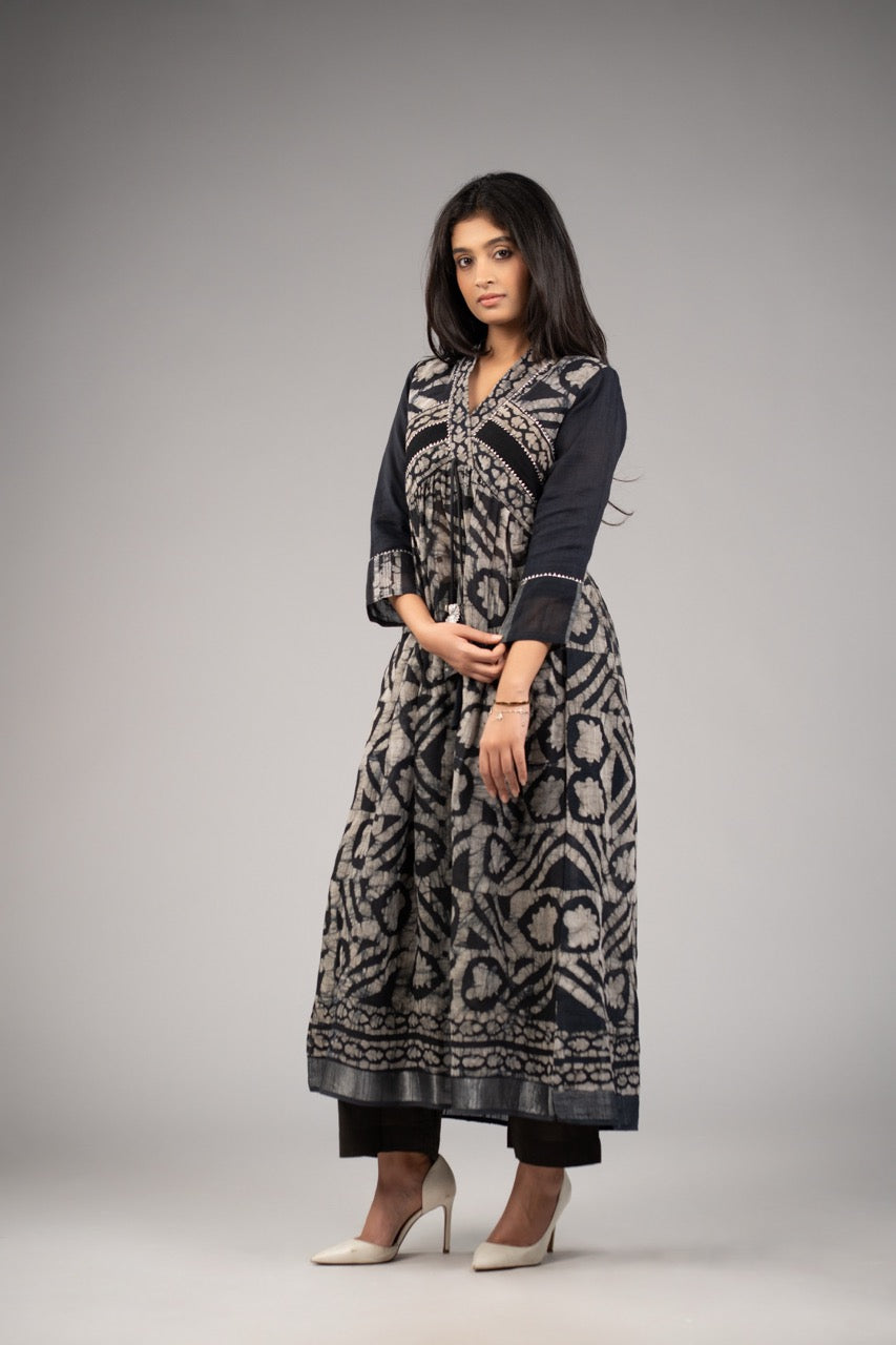 Ina Siaah – Linen Kurti Sukoon Summer Edition