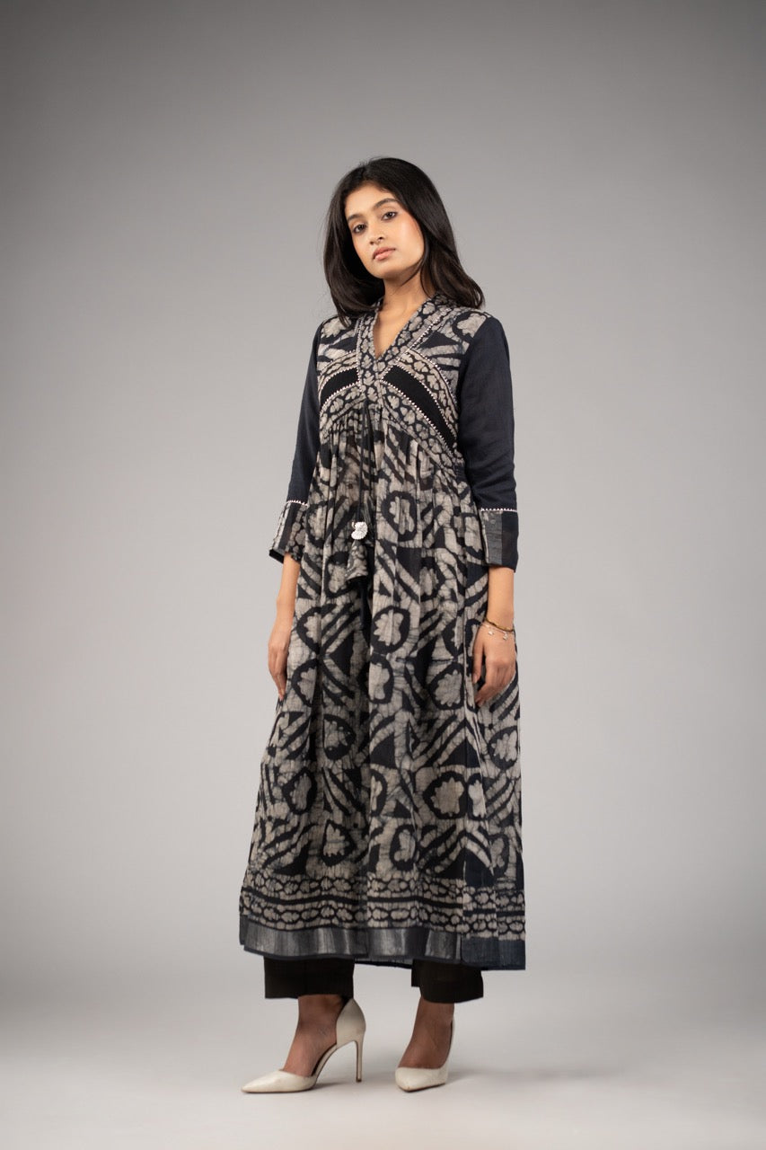 Ina Siaah – Linen Kurti Sukoon Summer Edition