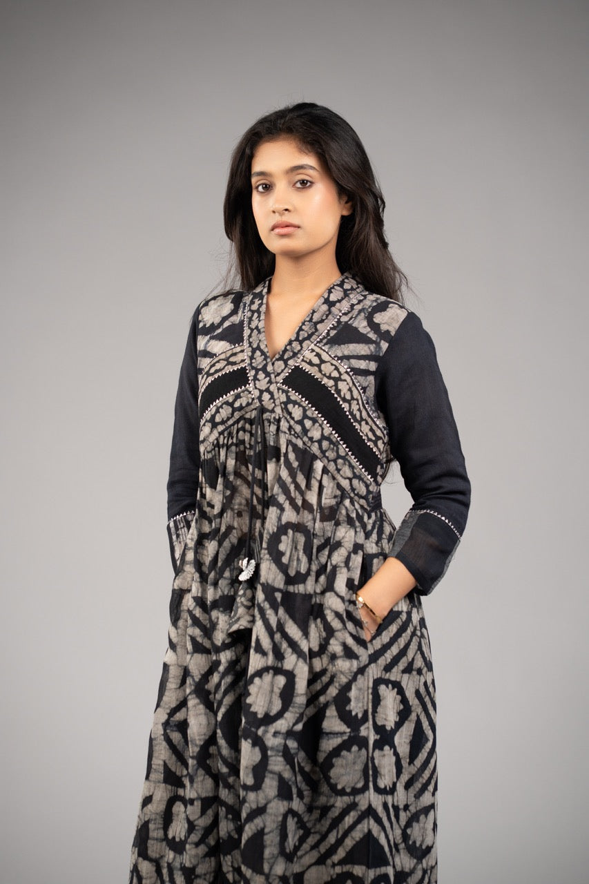 Ina Siaah – Linen Kurti Sukoon Summer Edition