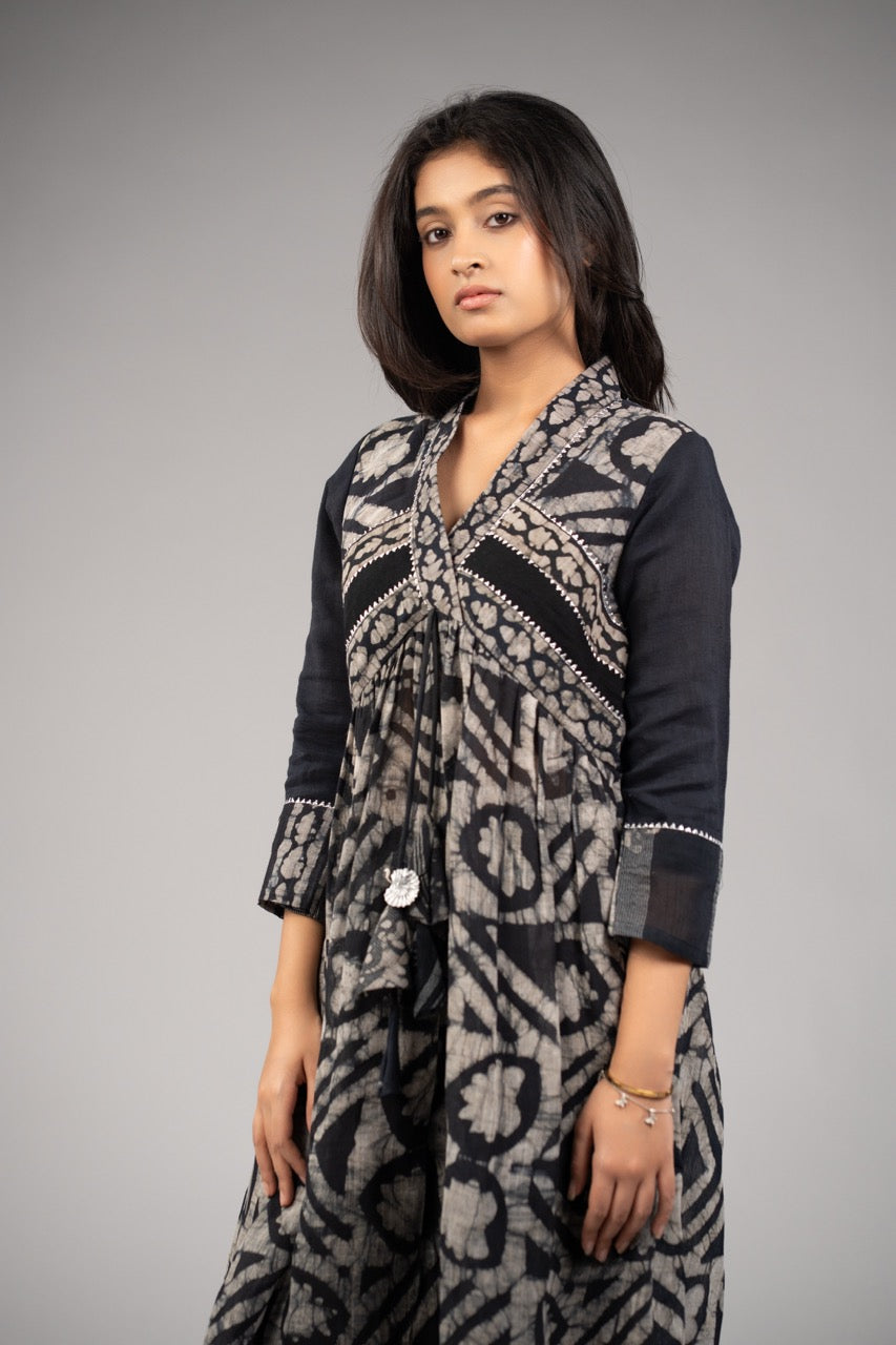 Ina Siaah – Linen Kurti Sukoon Summer Edition