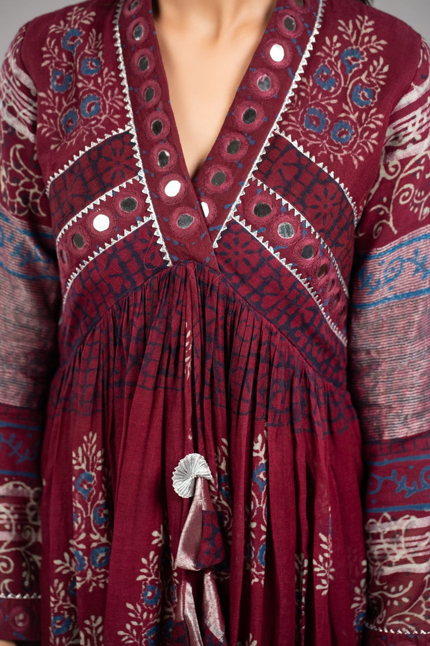 Zariya Rubaai – Linen Flare Mirror Work Dress