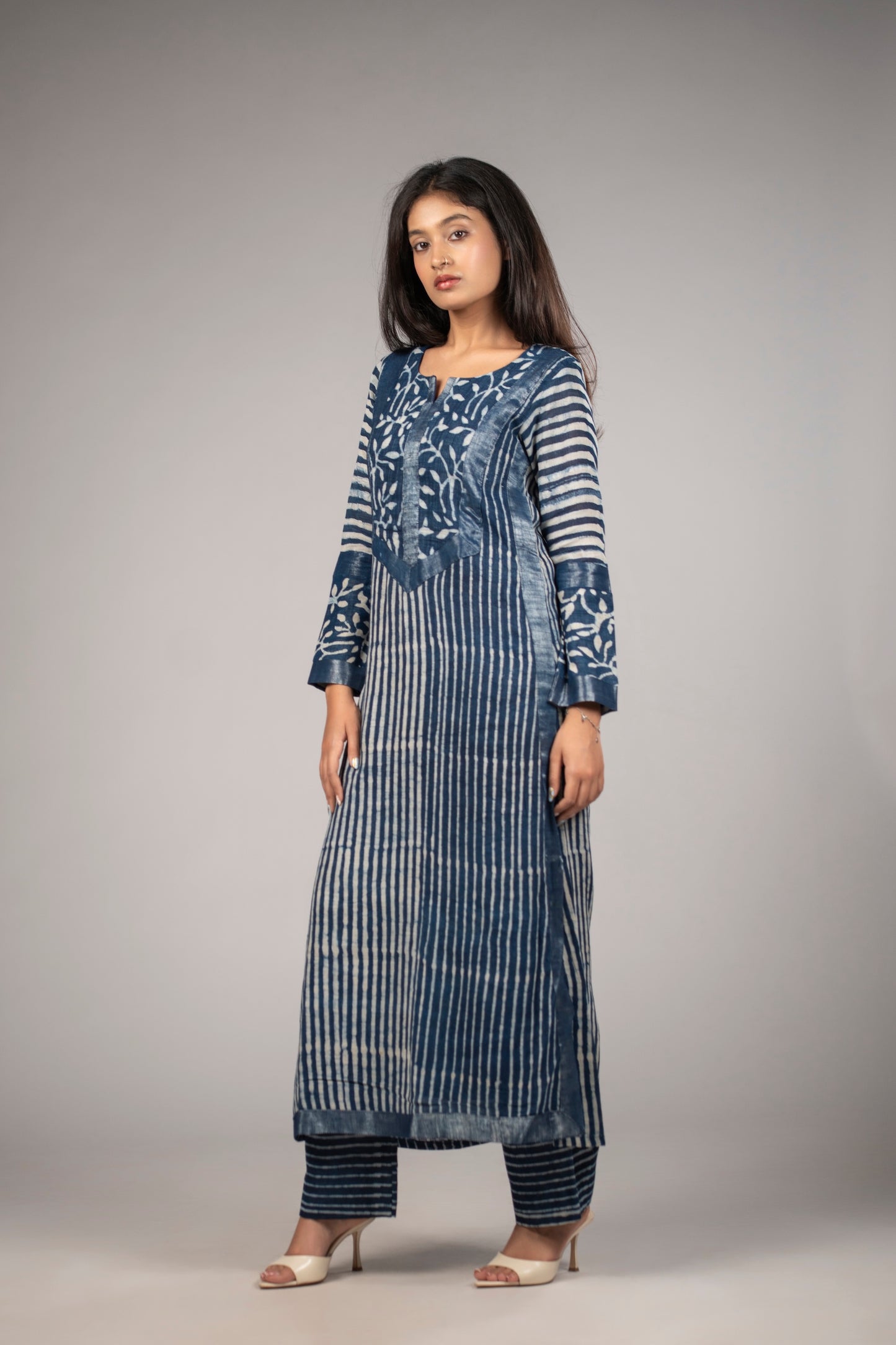Mehrunisa Indigo Block Print Linen Kurta Set