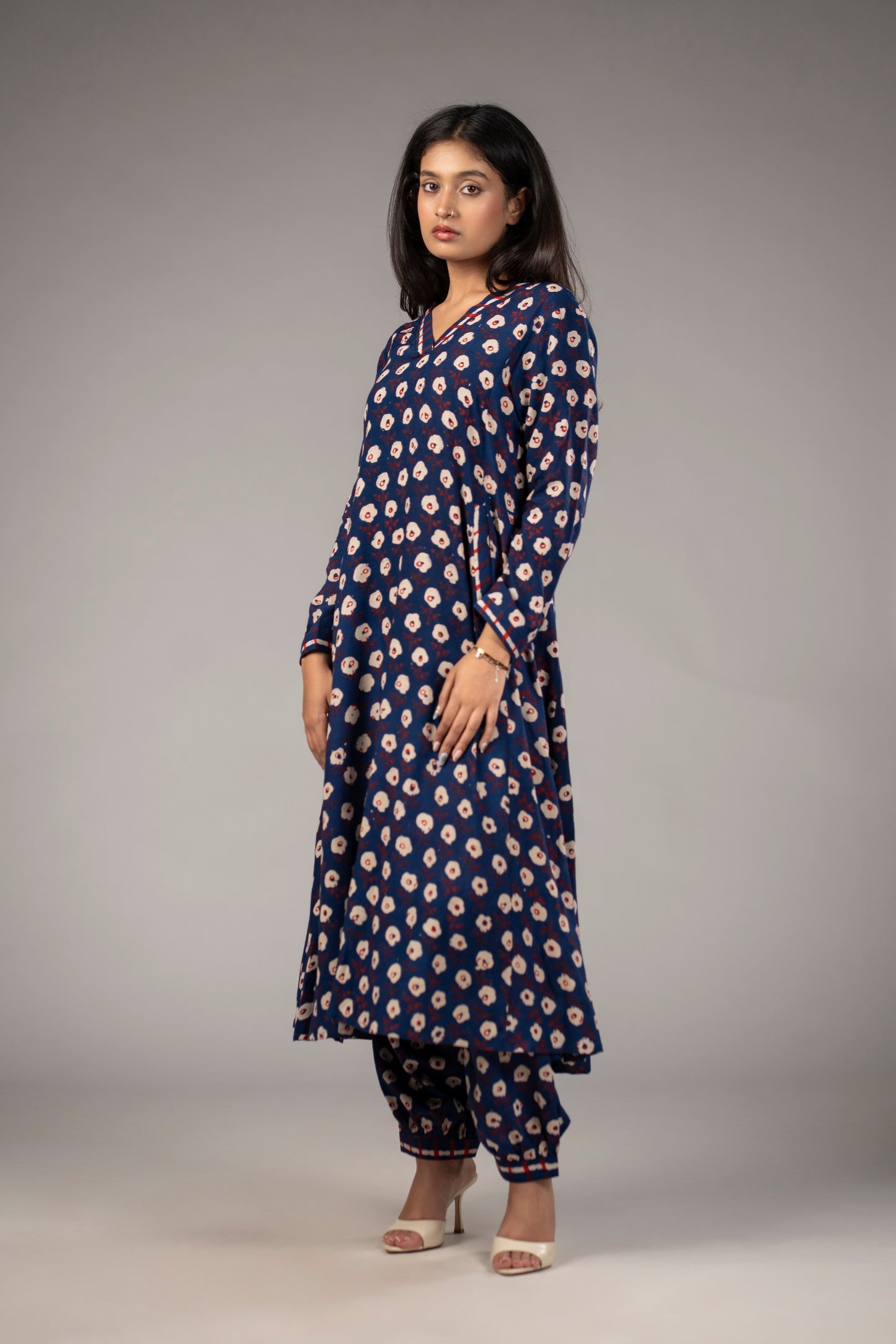 Neel Afsana Set