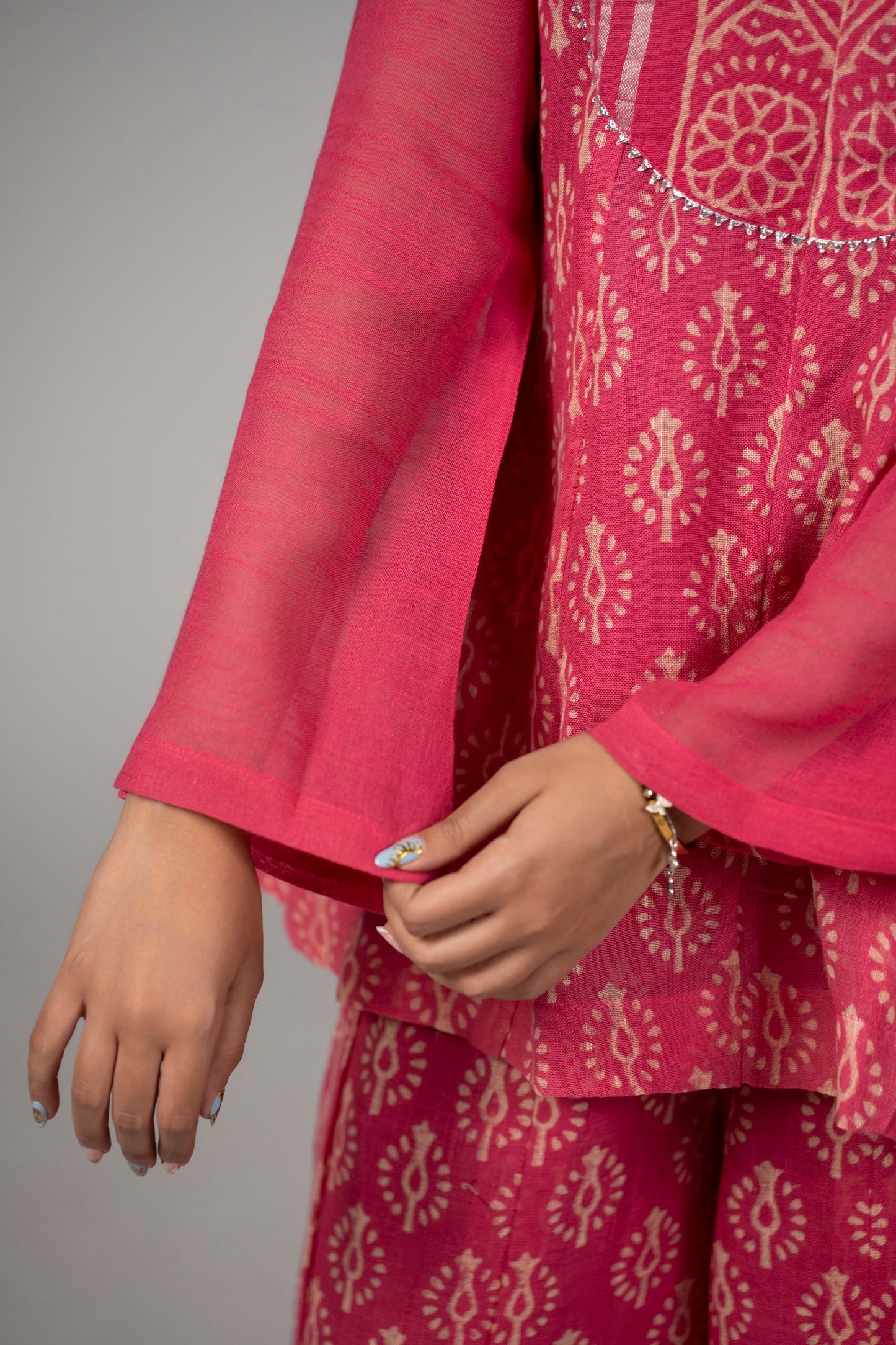 Gulnaar Linen Co-ord Set