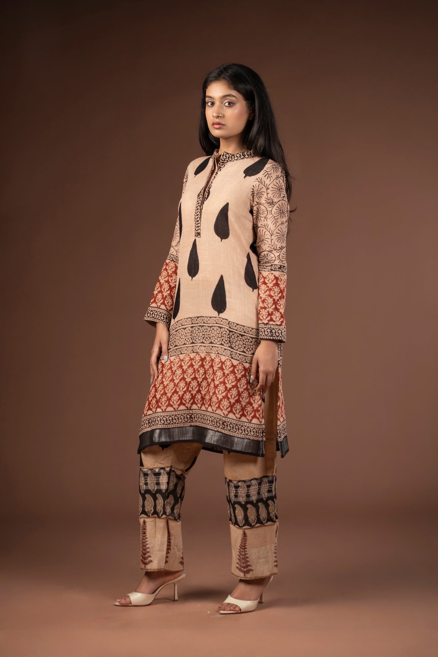 Naqsh Linen Set
