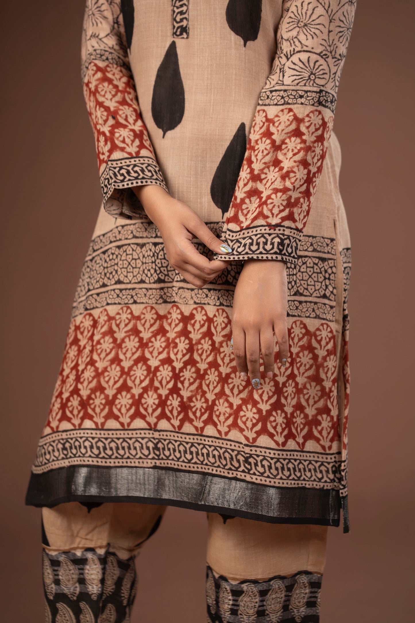 Naqsh Linen Set