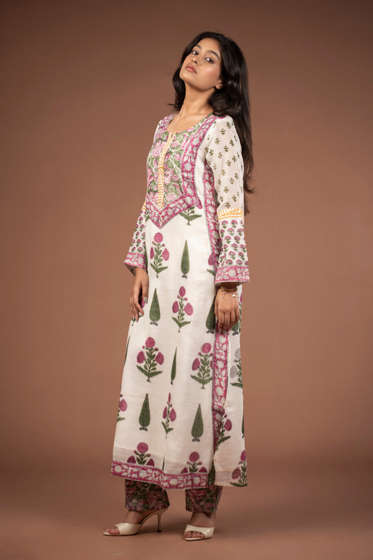Mehrunisa Mughal Motif Linen Kurta Set