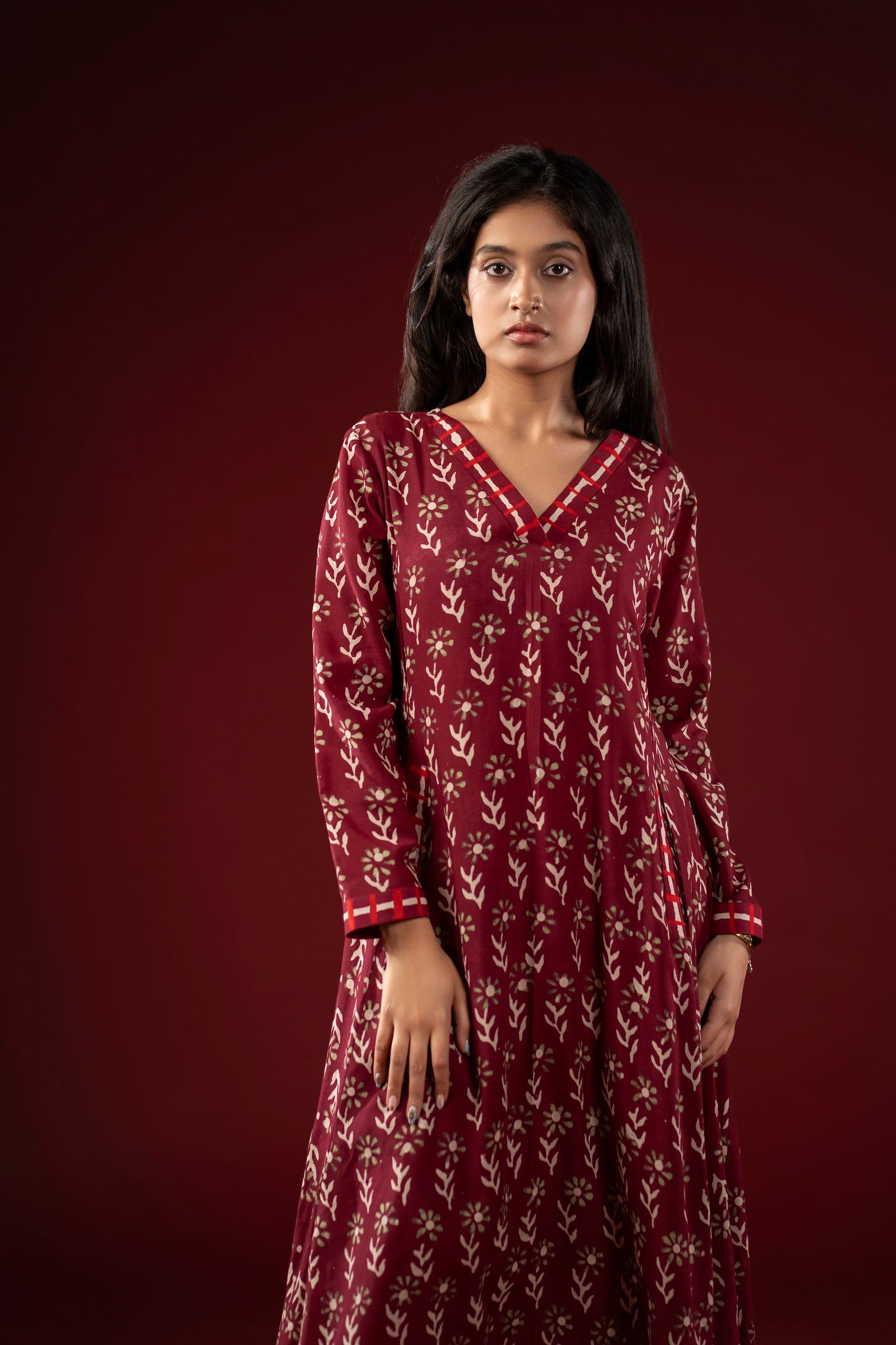 Neel Afsana Set – Wine Edition