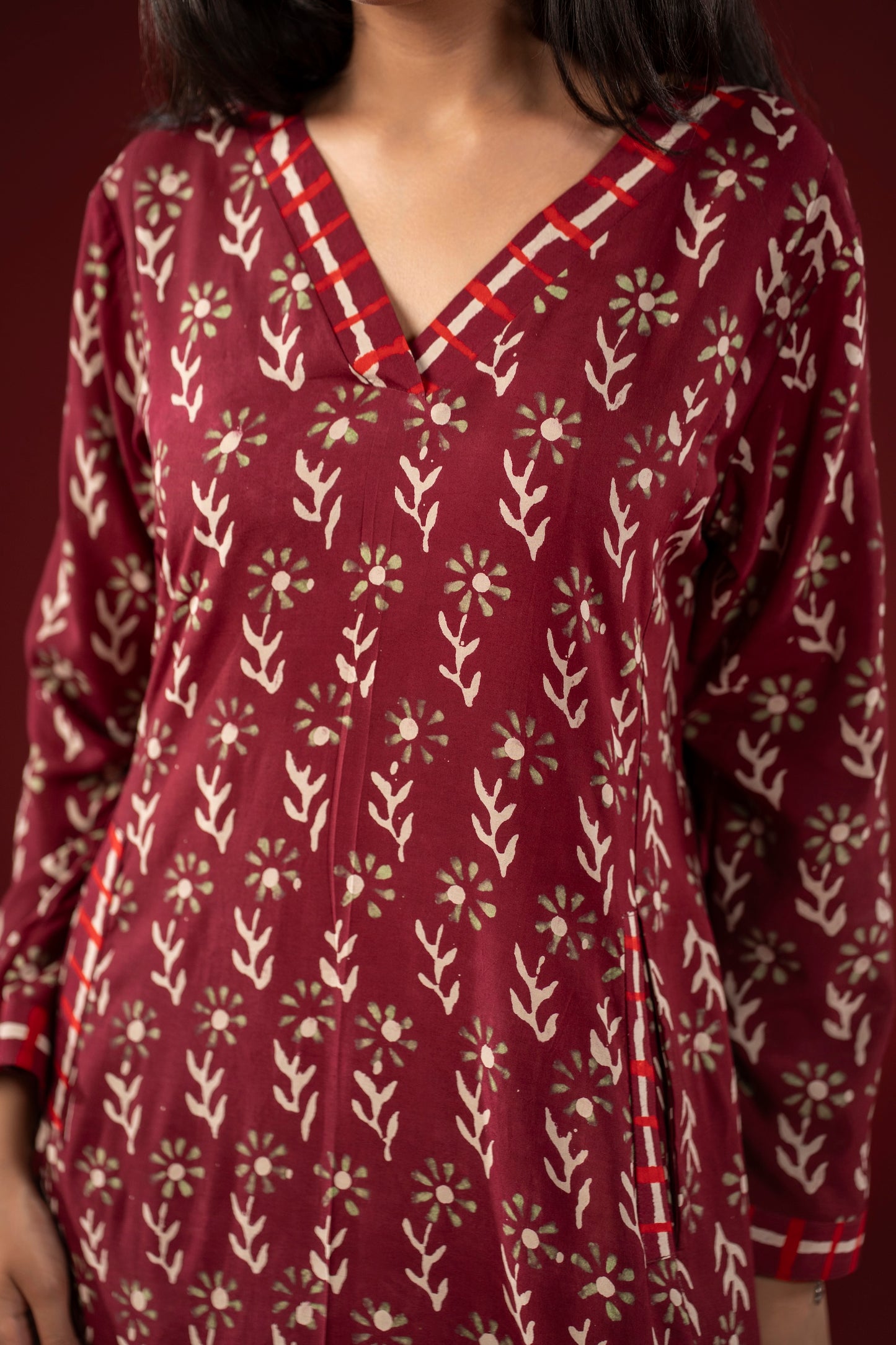 Neel Afsana Set – Wine Edition