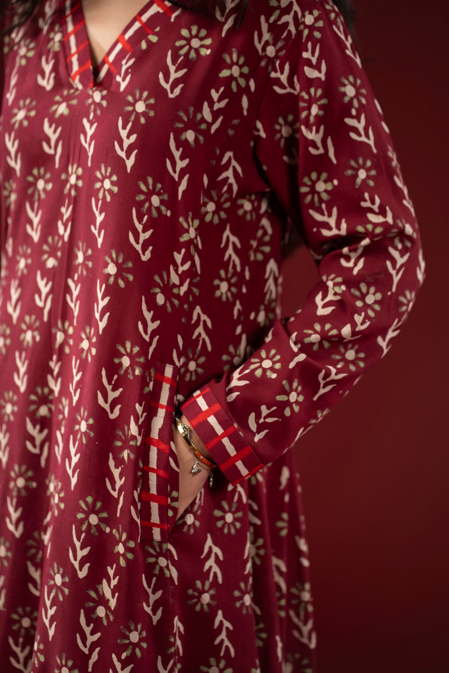 Neel Afsana Set – Wine Edition
