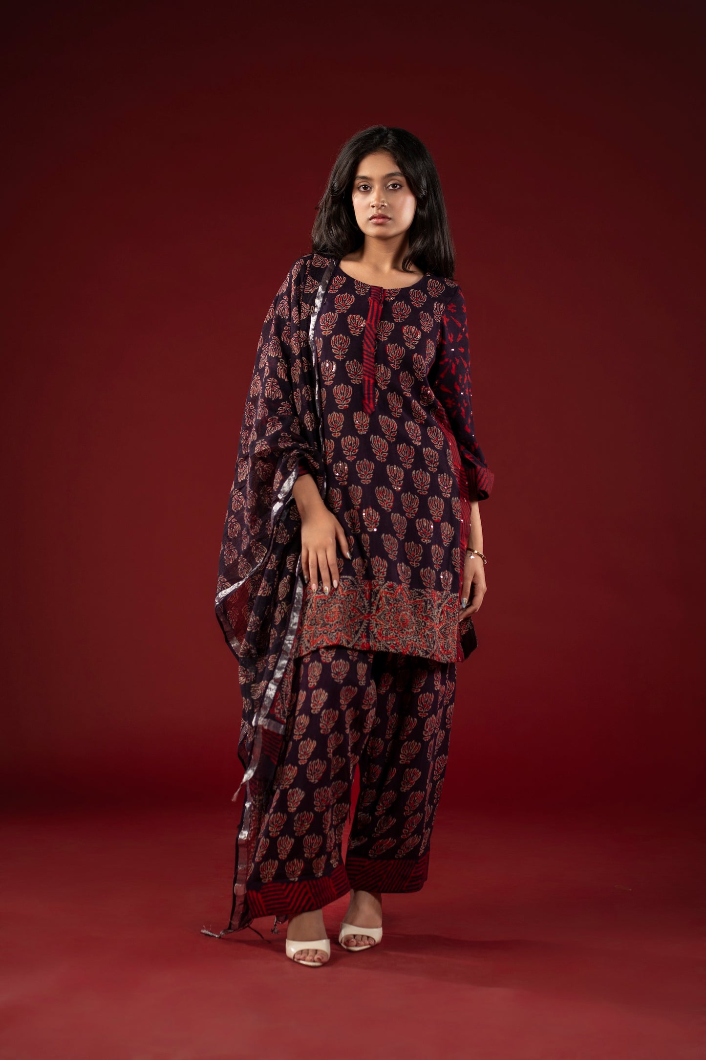 Ruh-e-Jamuni Linen Farshi Set