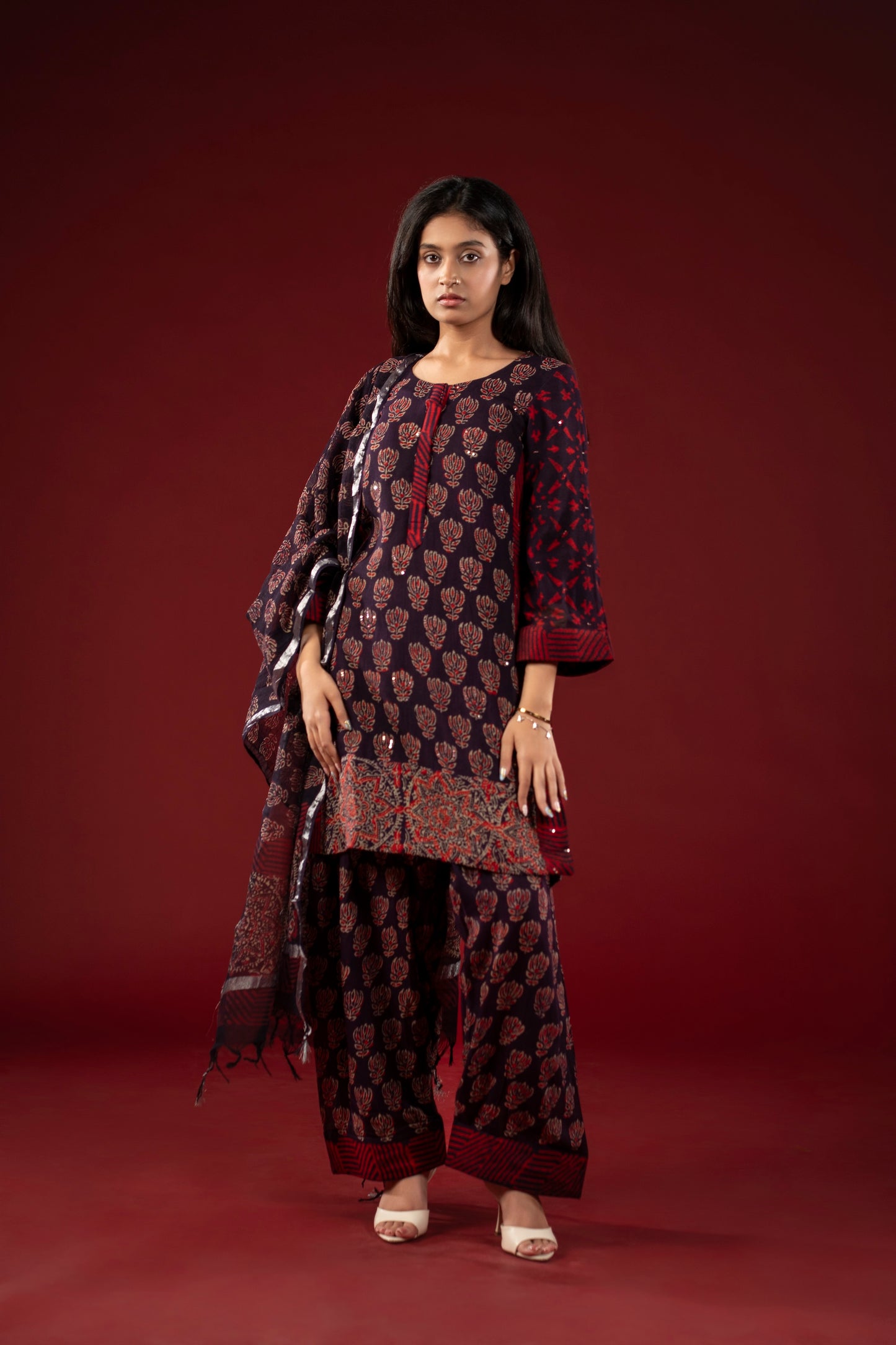 Ruh-e-Jamuni Linen Farshi Set