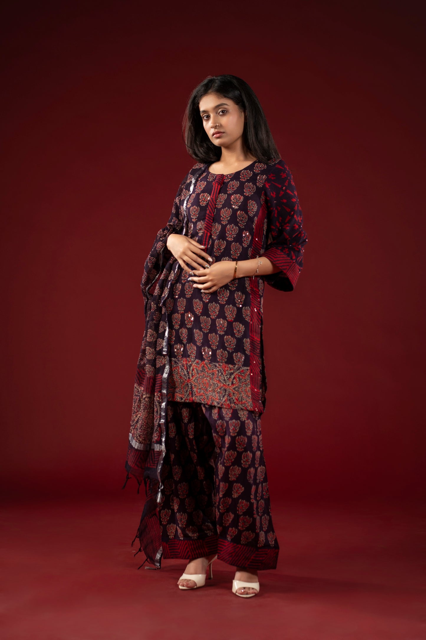 Ruh-e-Jamuni Linen Farshi Set
