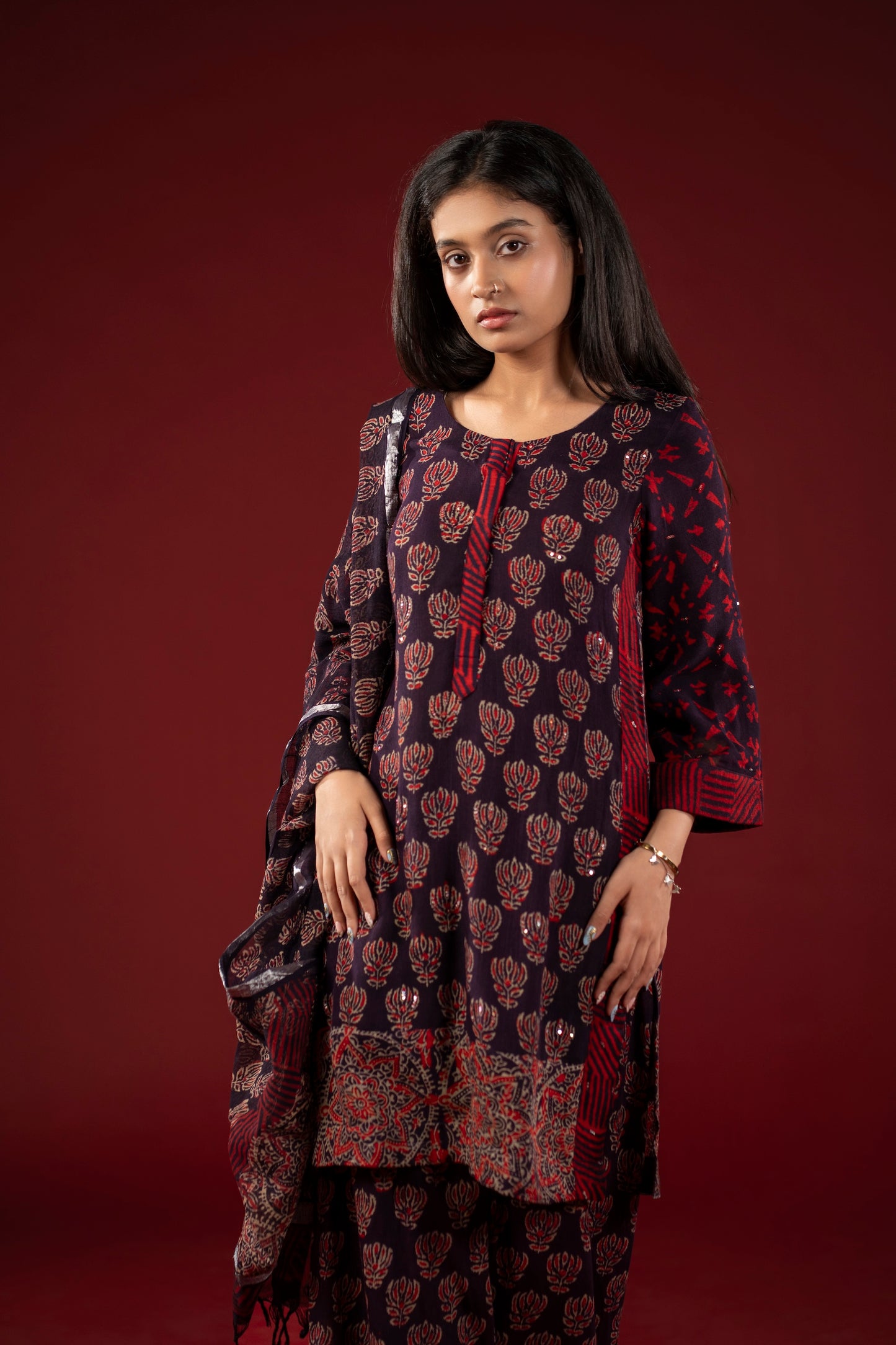 Ruh-e-Jamuni Linen Farshi Set