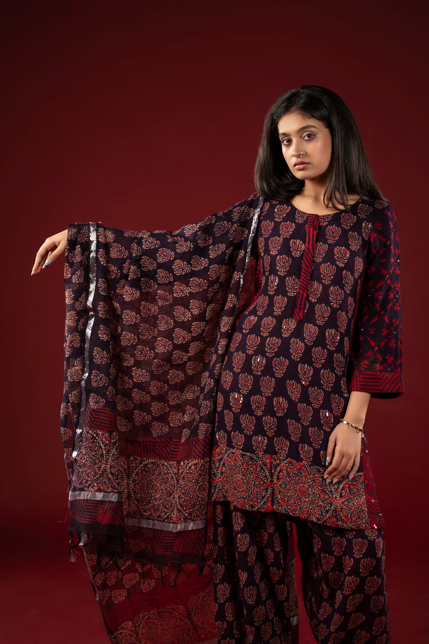 Ruh-e-Jamuni Linen Farshi Set