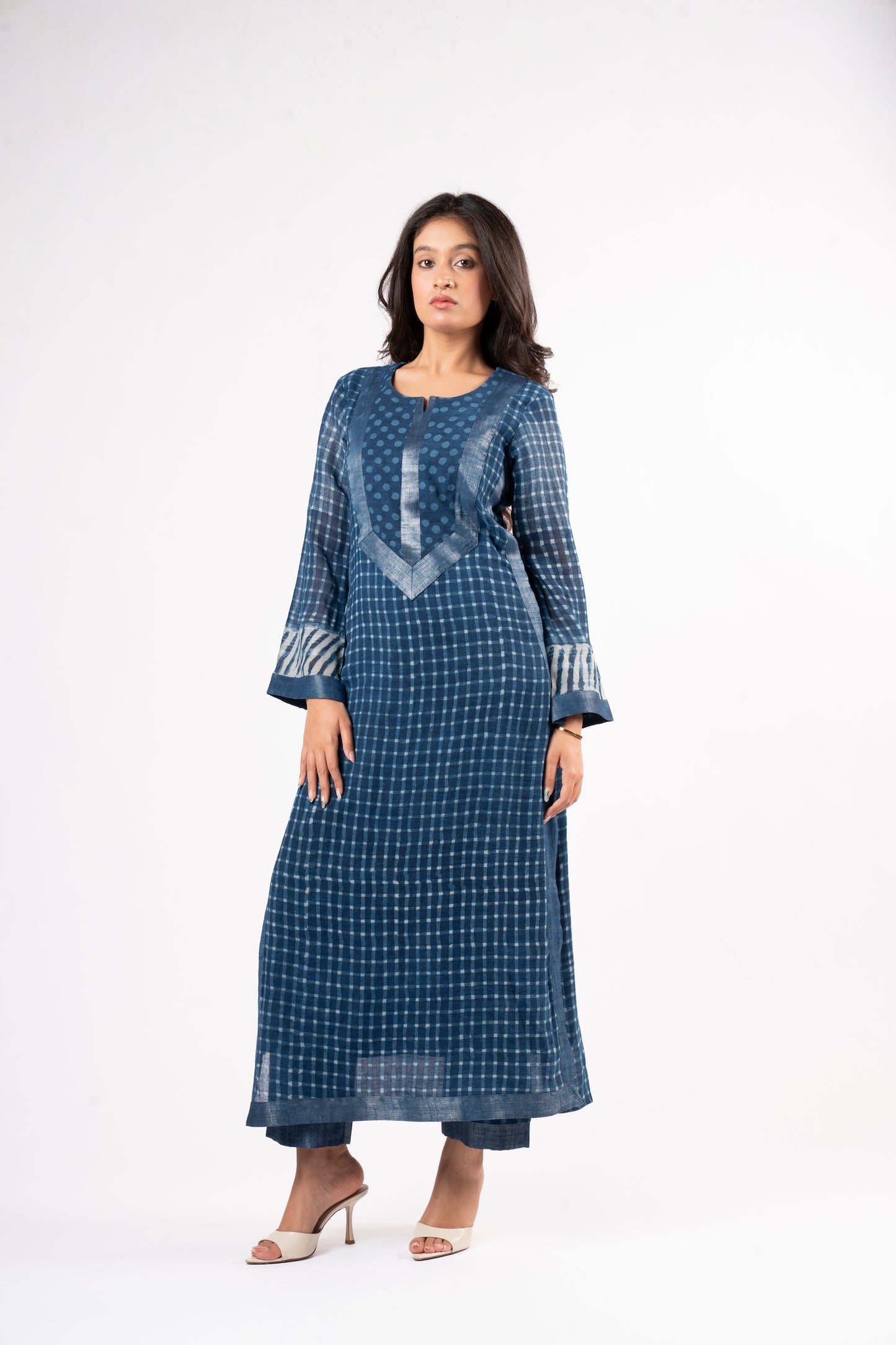 Mehrunnisa Girah Set