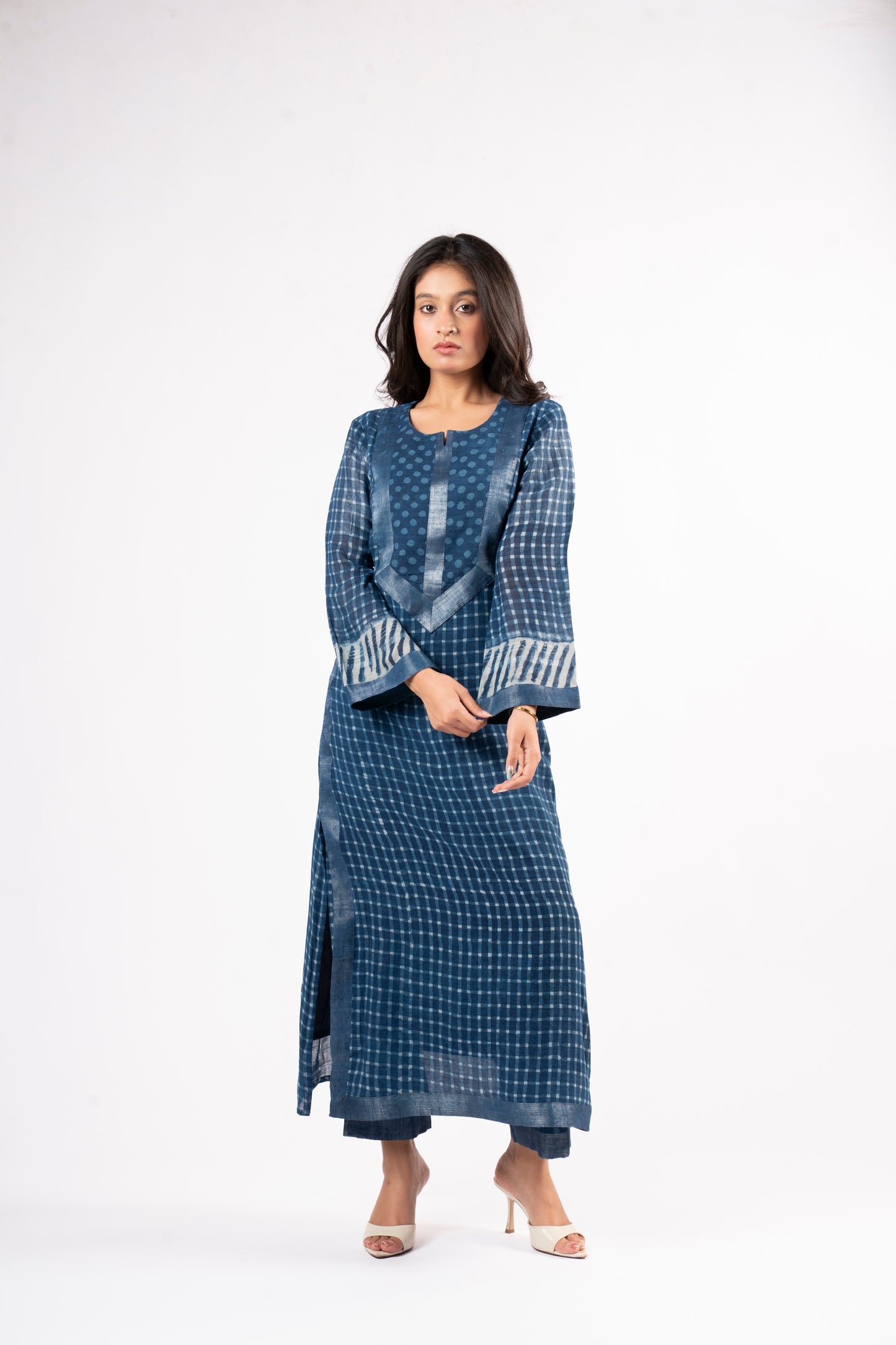 Mehrunnisa Girah Set