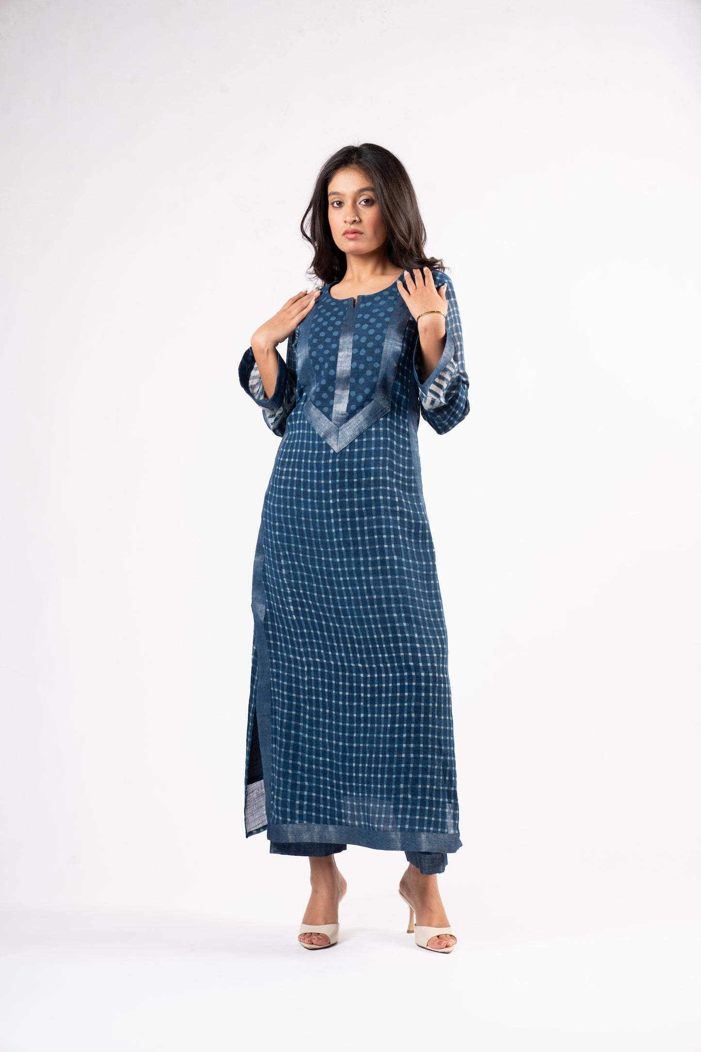 Mehrunnisa Girah Set