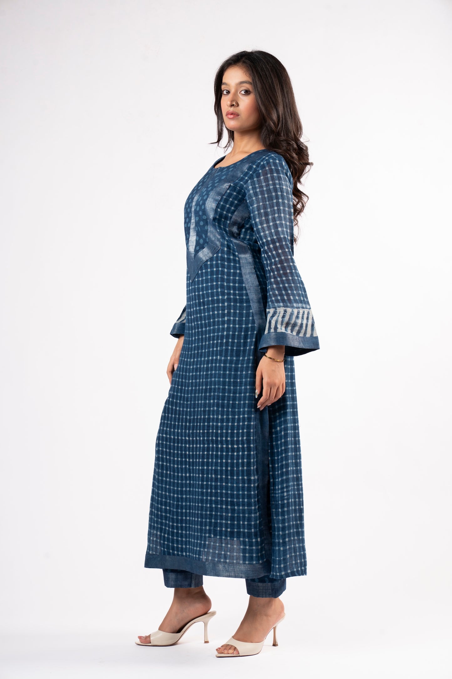 Mehrunnisa Girah Set