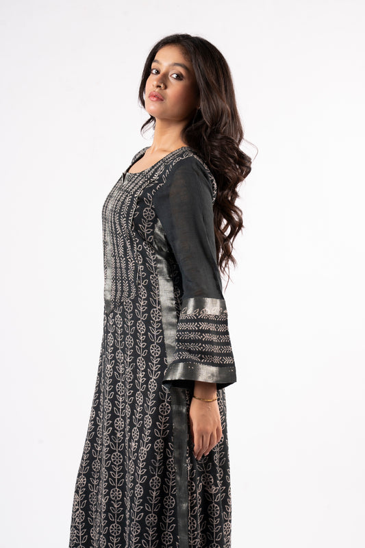 Mehrunnisa Naqsh Set
