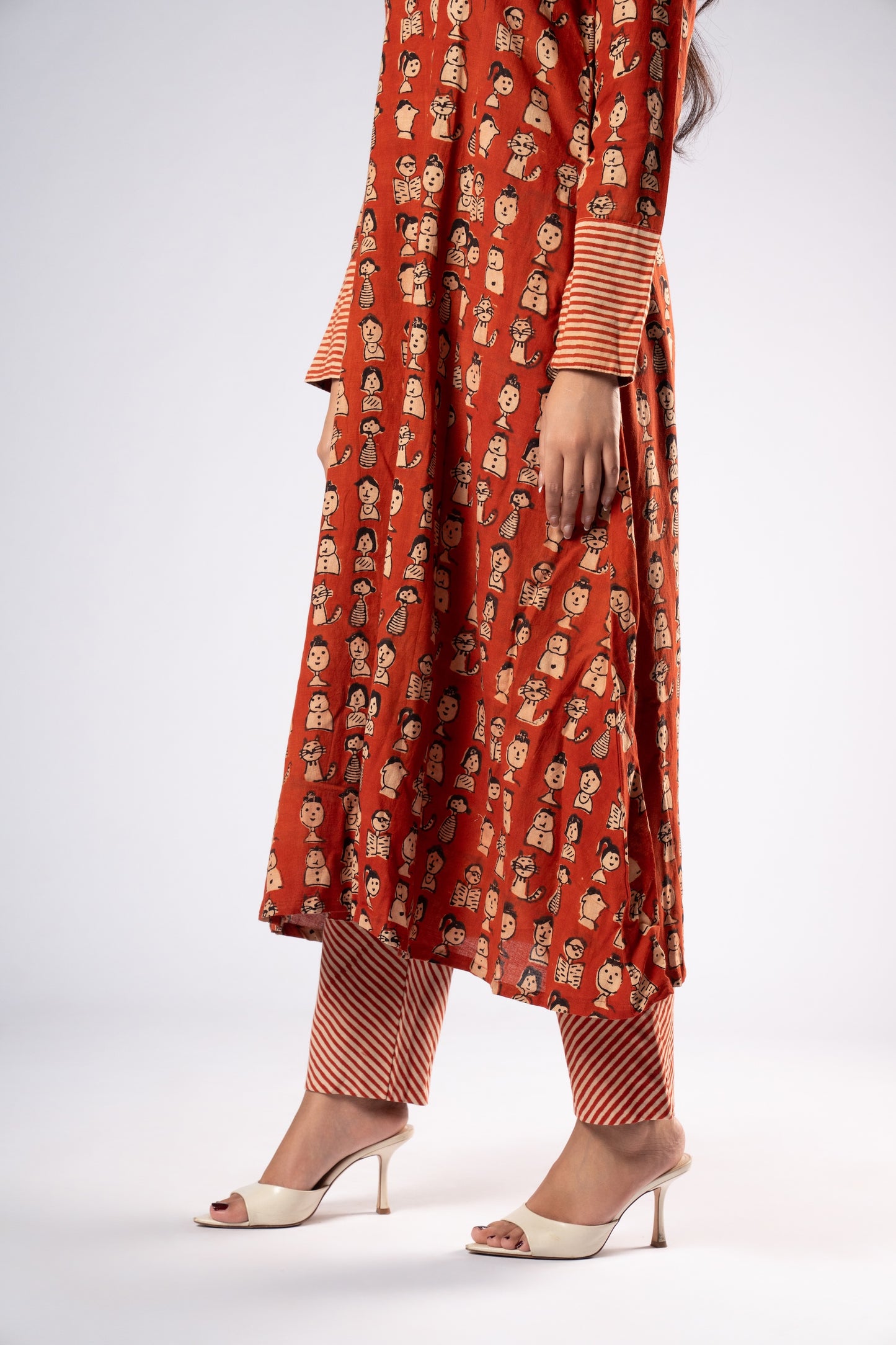 Rang Putli Pant Kurta Set