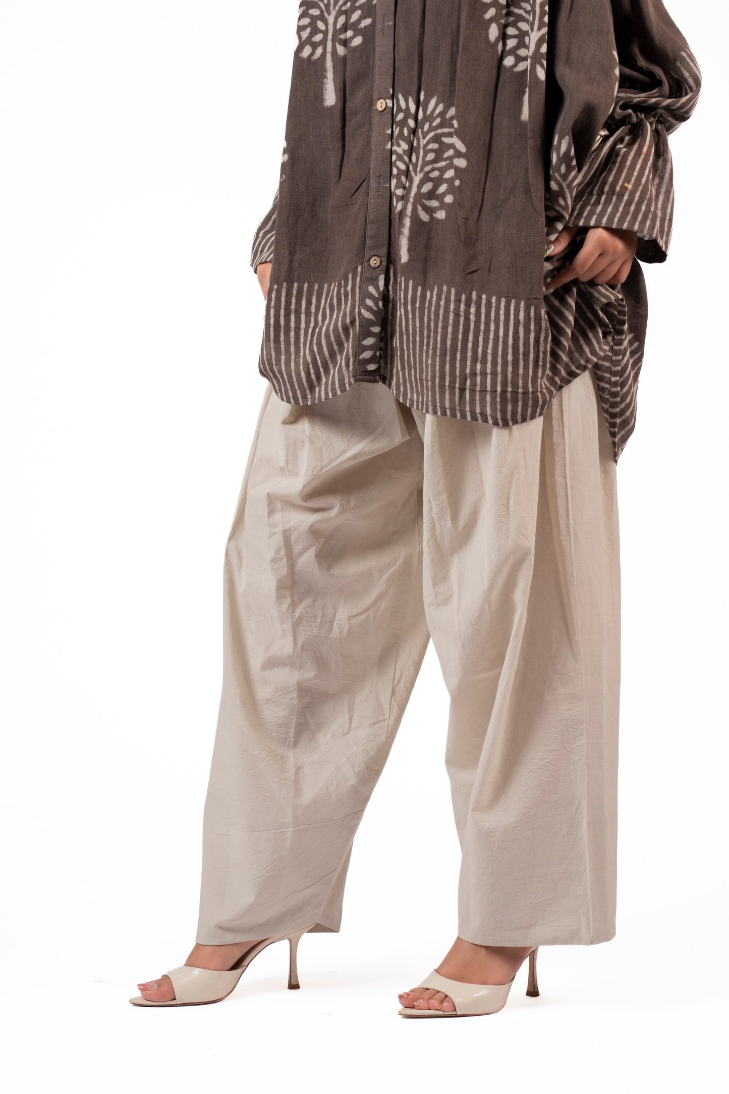 Off-White Kutch Cotton Farshi Pants