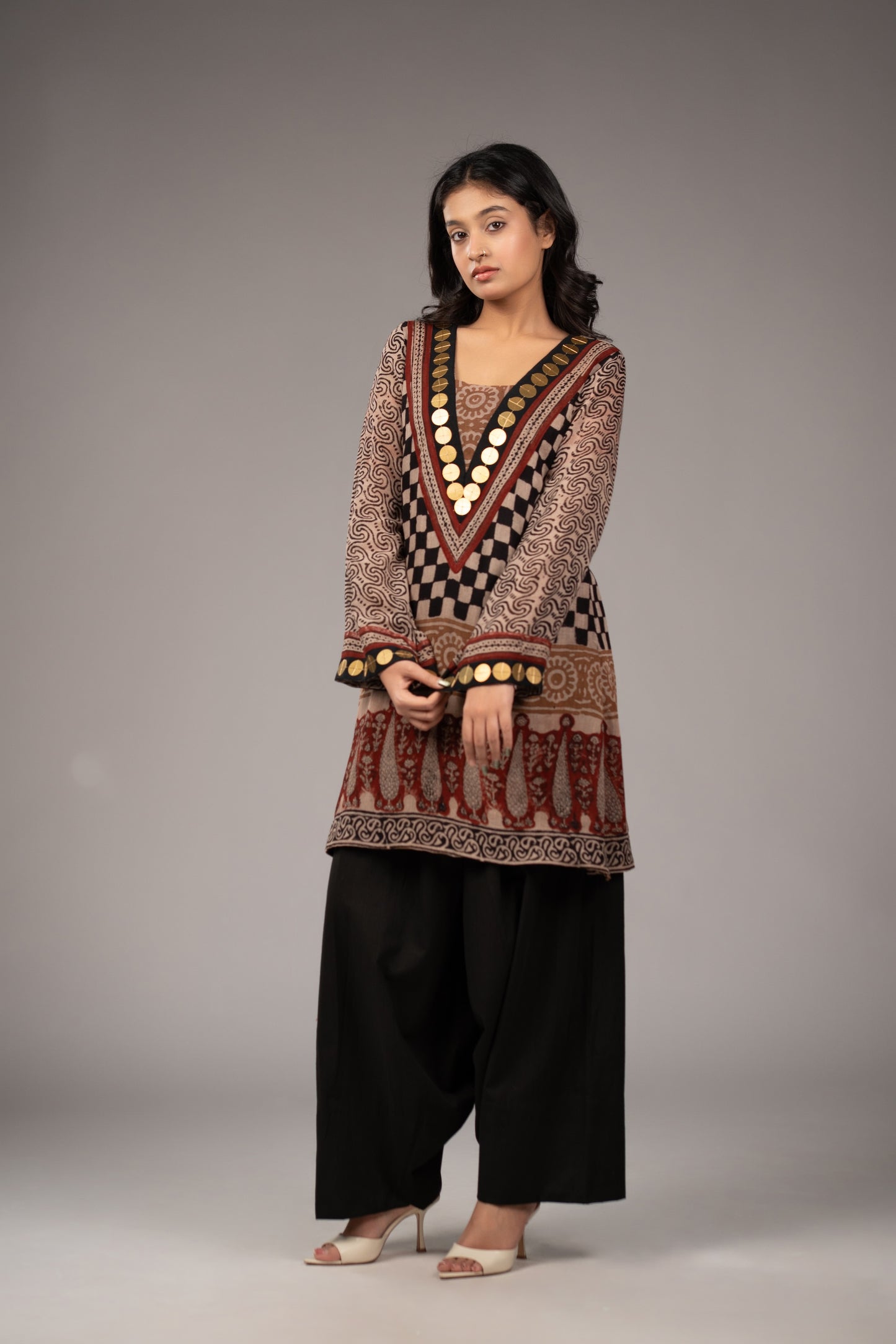 Zarrekha Linen Kurta