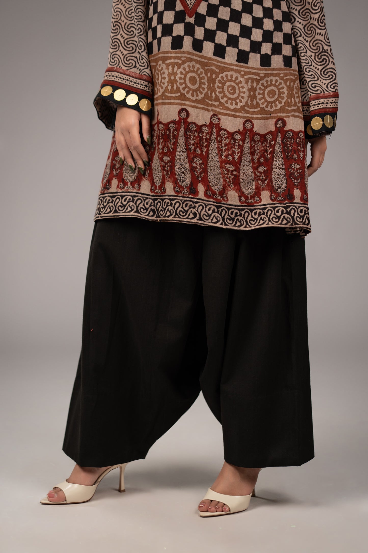 Zarrekha Linen Kurta