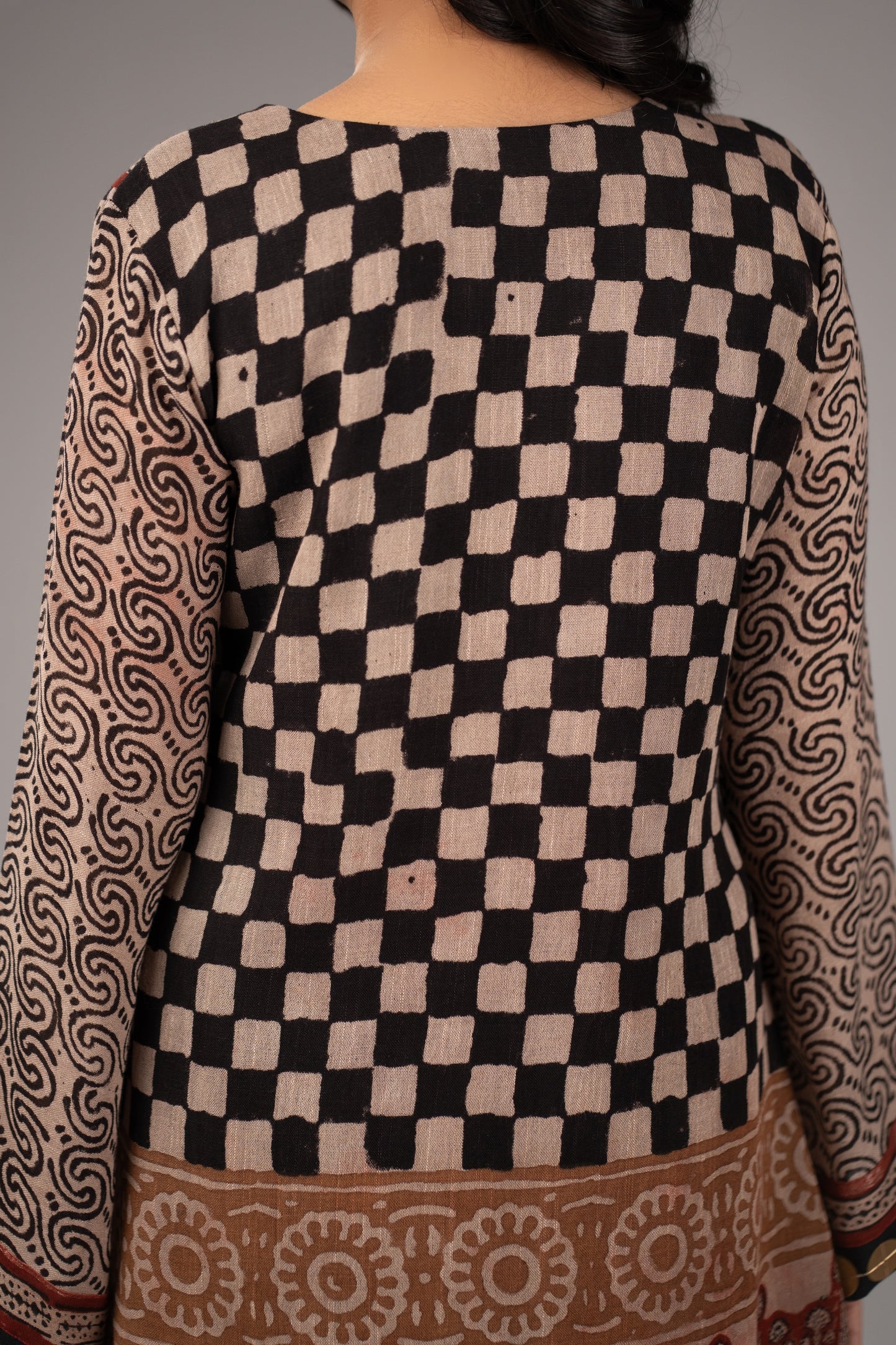 Zarrekha Linen Kurta
