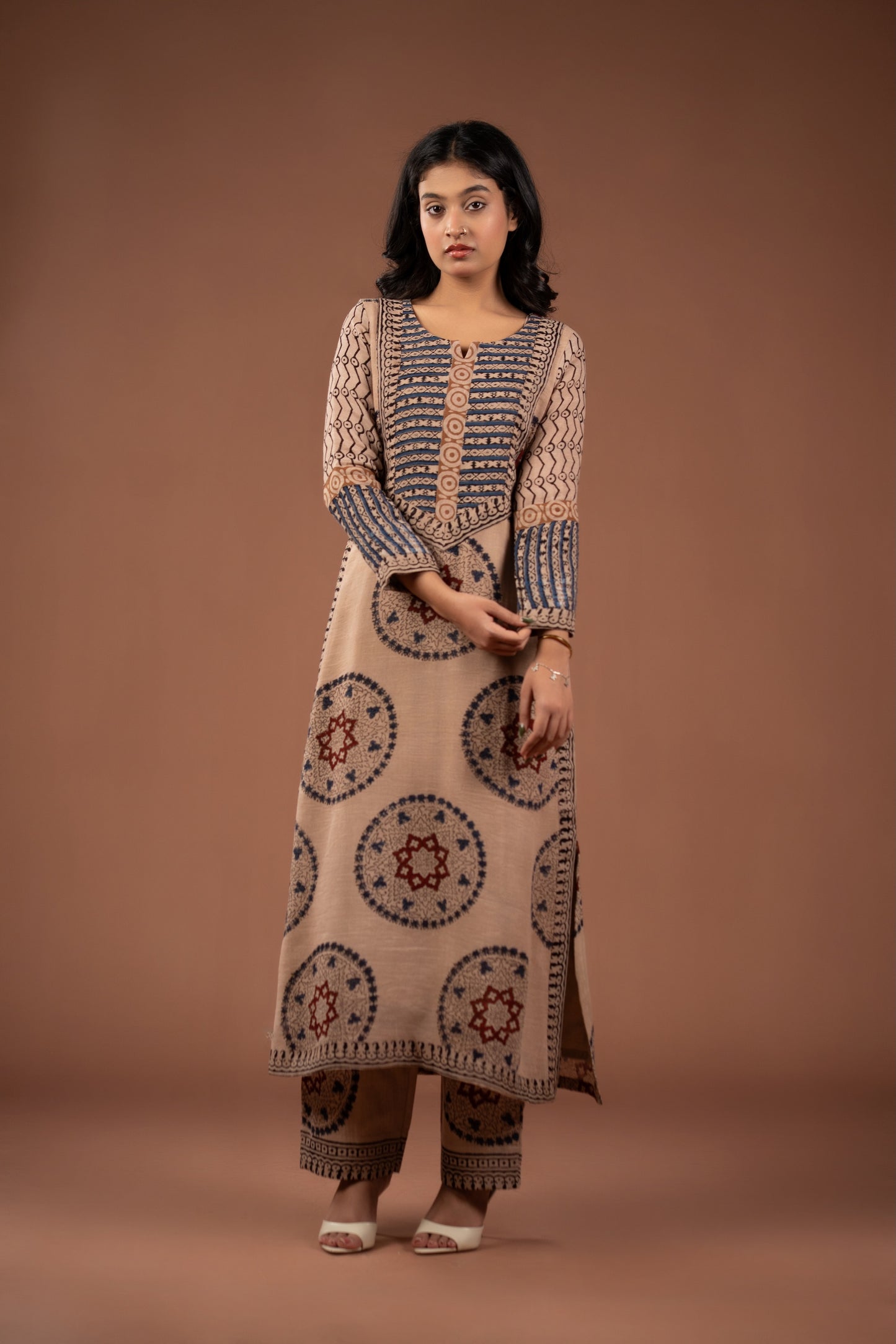 Mehrunnisa Orna Set