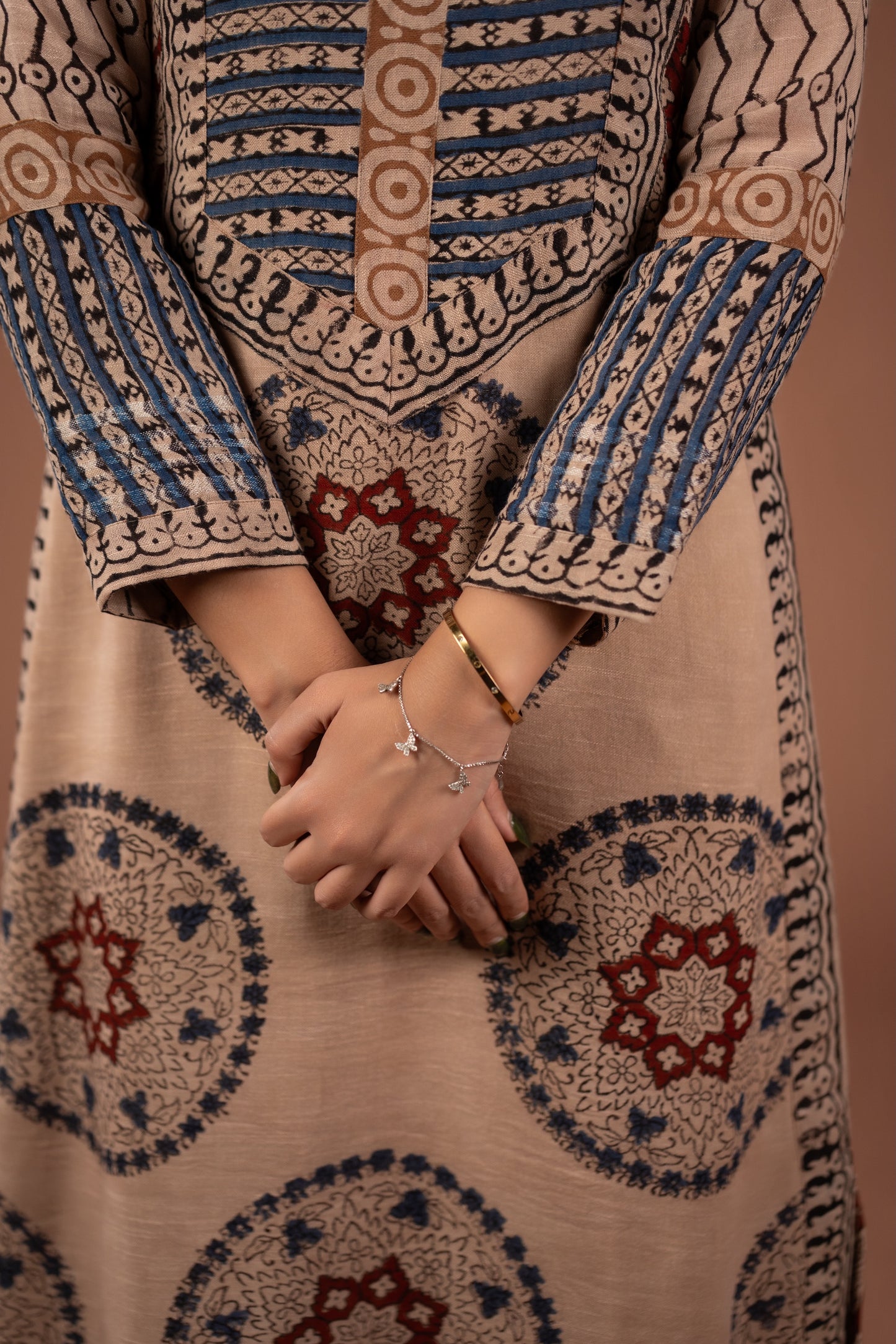 Mehrunnisa Orna Set