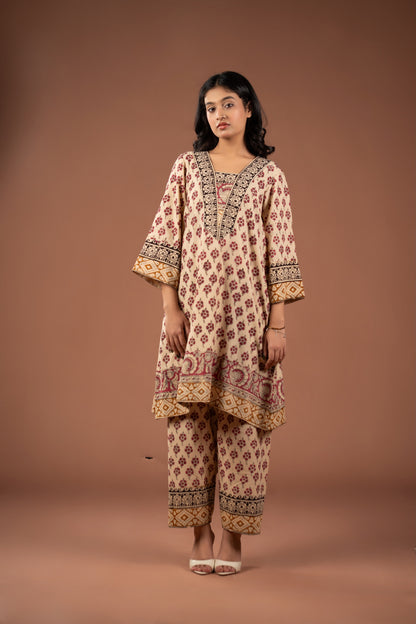 Solira Choga Set - Cotton Roots