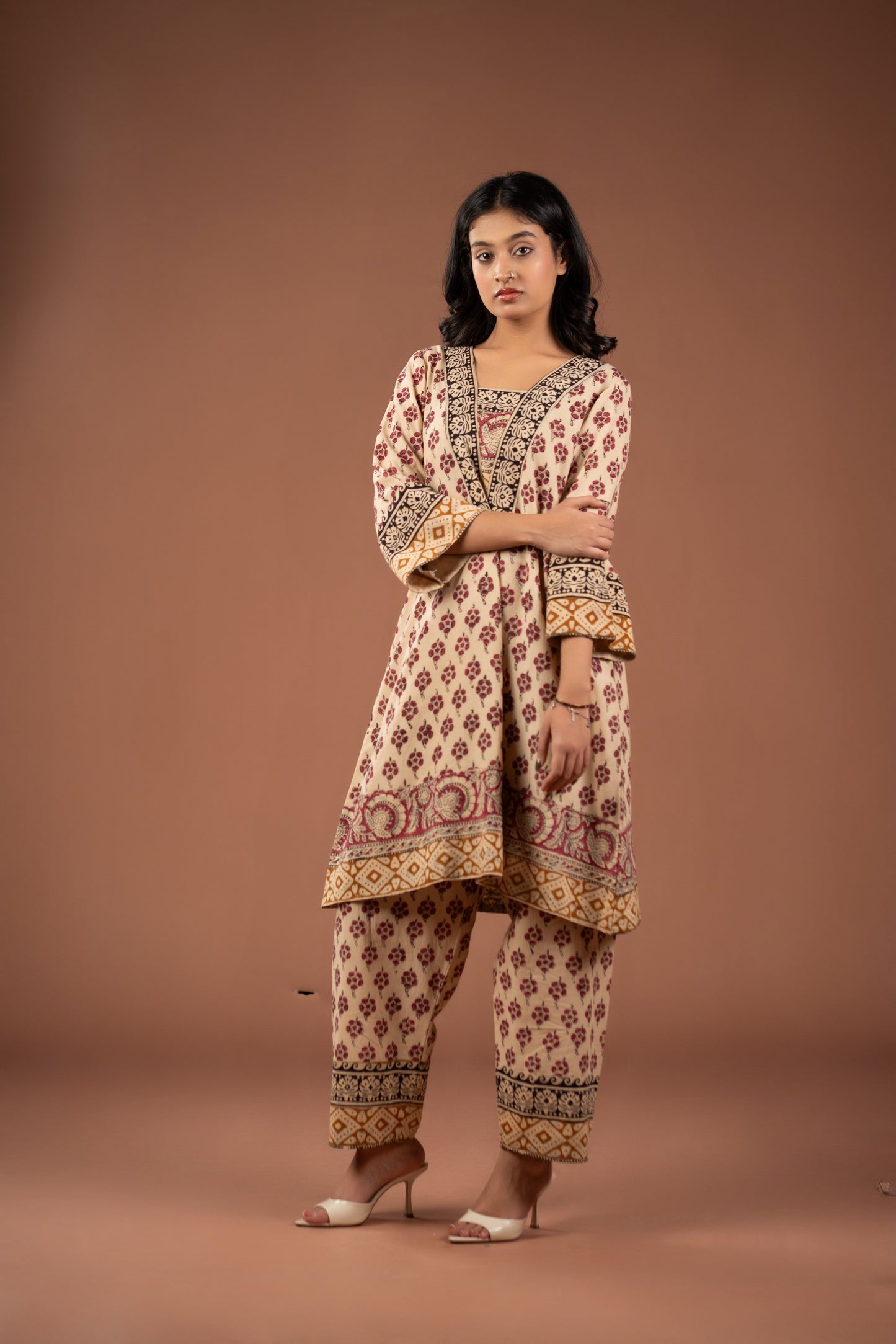 Solira Choga Set - Cotton Roots