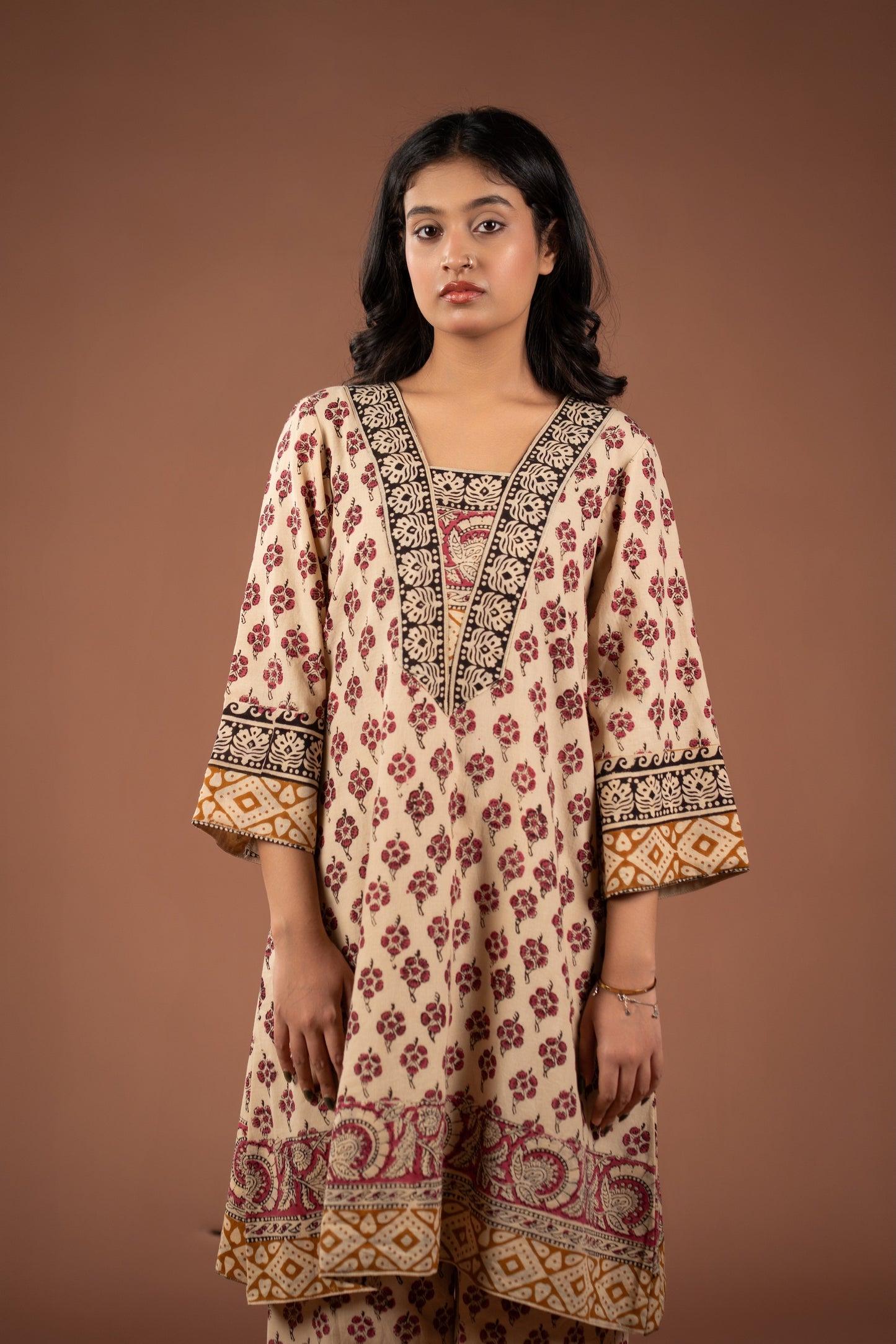 Solira Choga Set - Cotton Roots