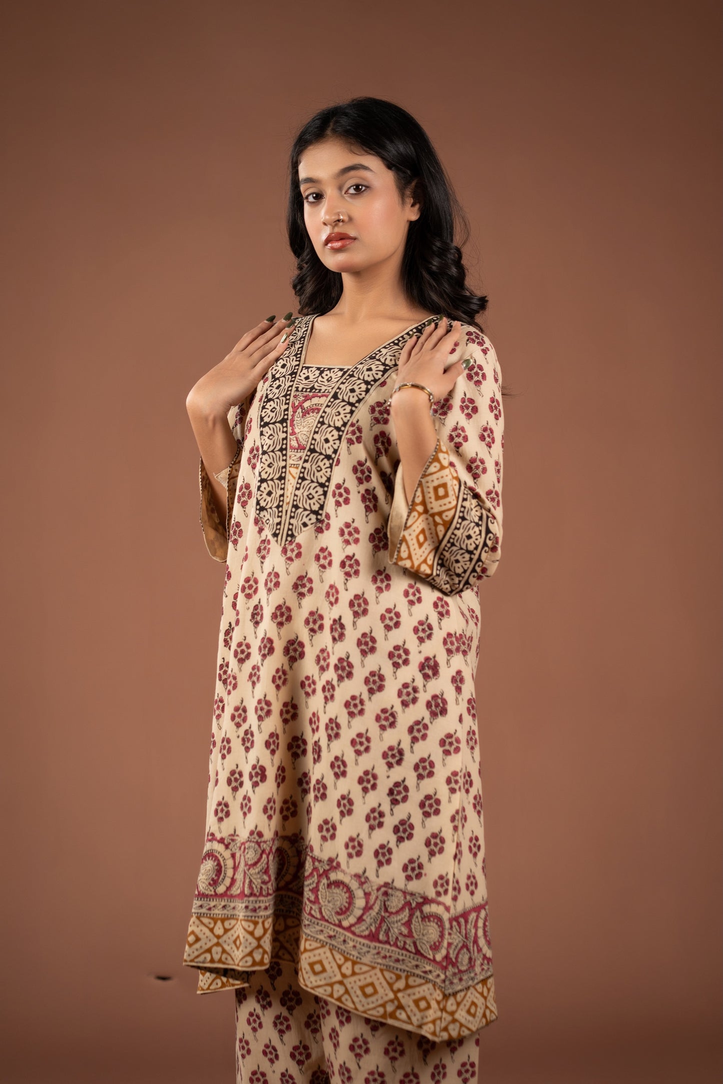 Solira Choga Set - Cotton Roots
