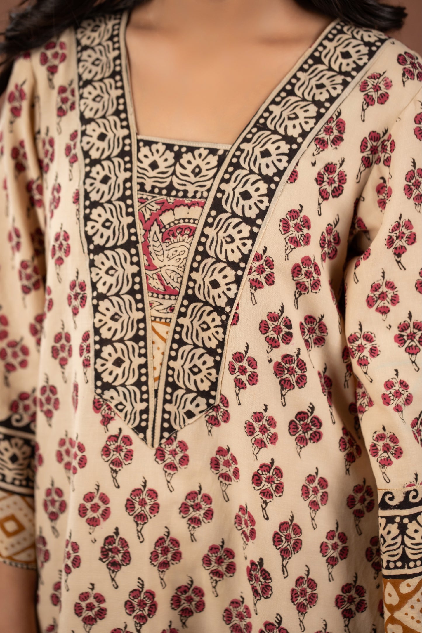 Solira Choga Set - Cotton Roots