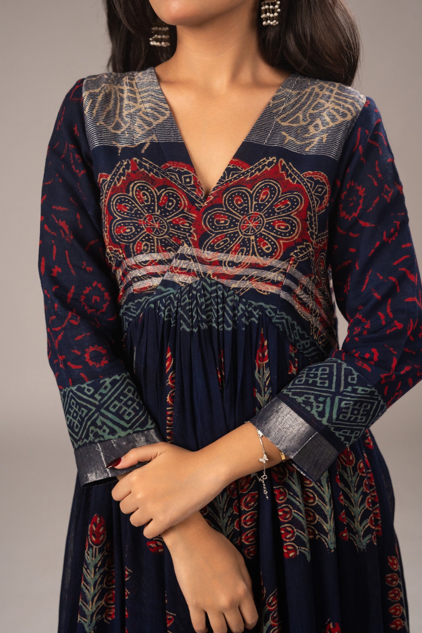 Mallika Neelambara