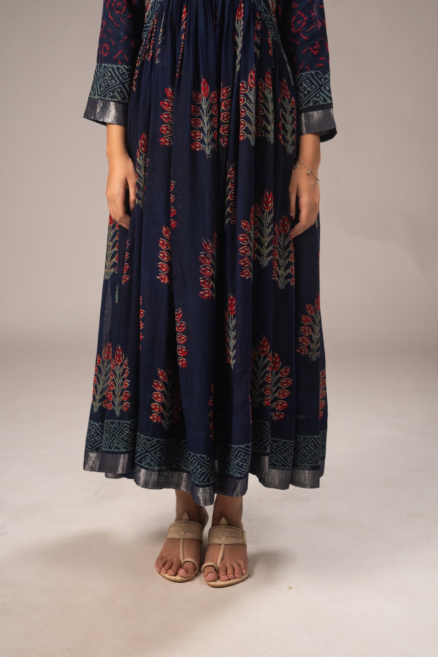 Mallika Neelambara