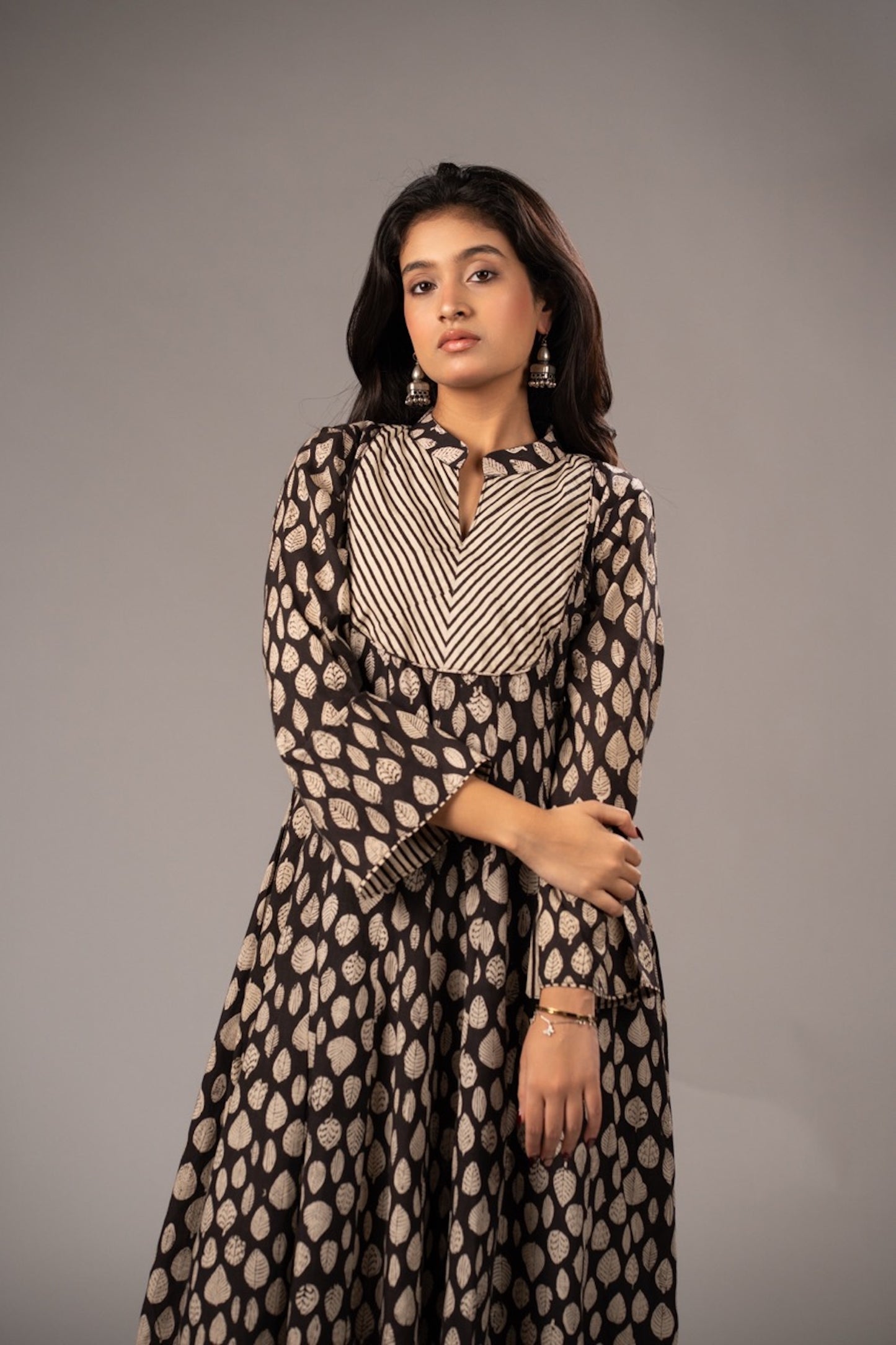 Reva Noir Modal Set – Cotton Roots