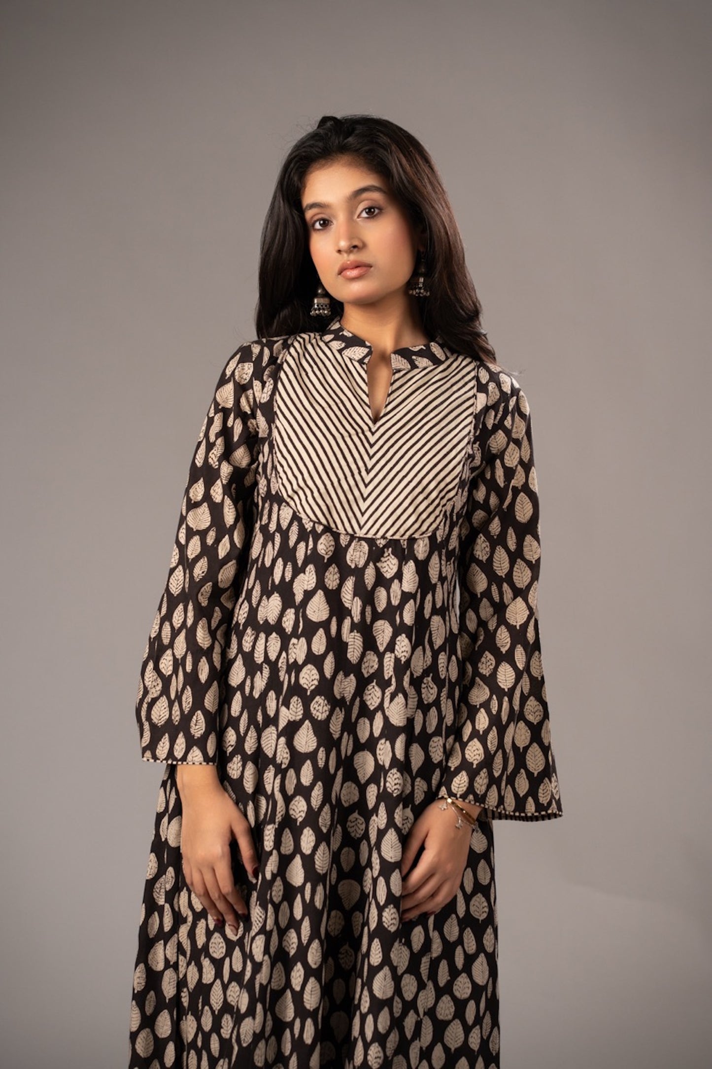 Reva Noir Modal Set – Cotton Roots
