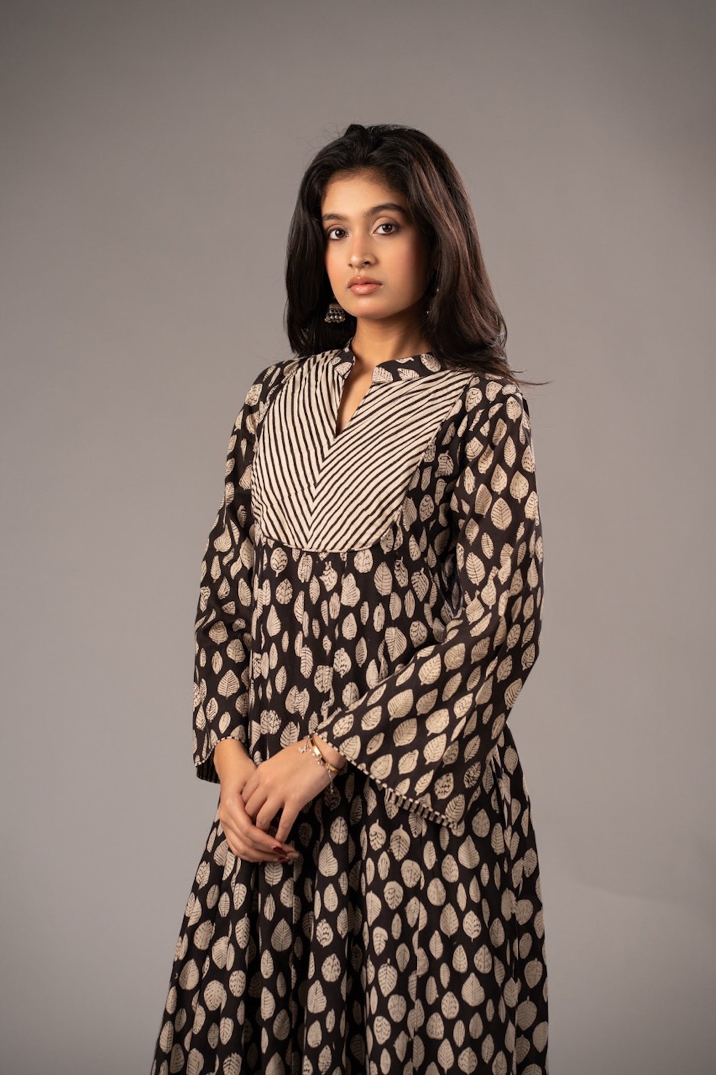 Reva Noir Modal Set – Cotton Roots
