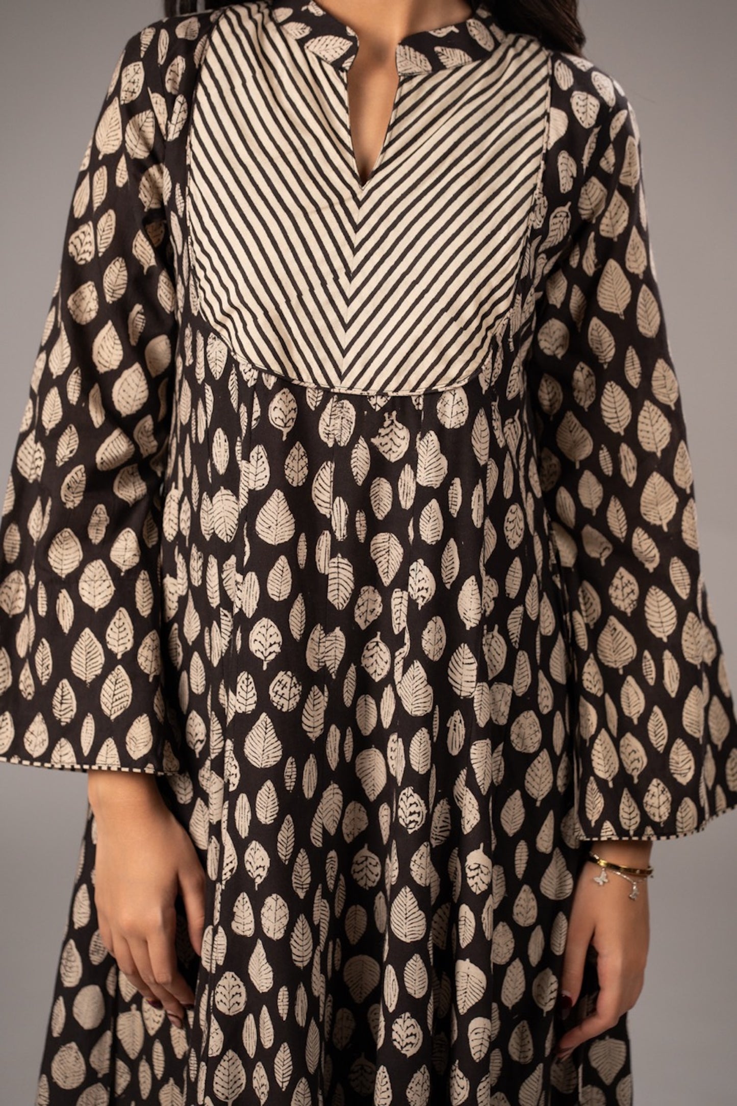 Reva Noir Modal Set – Cotton Roots