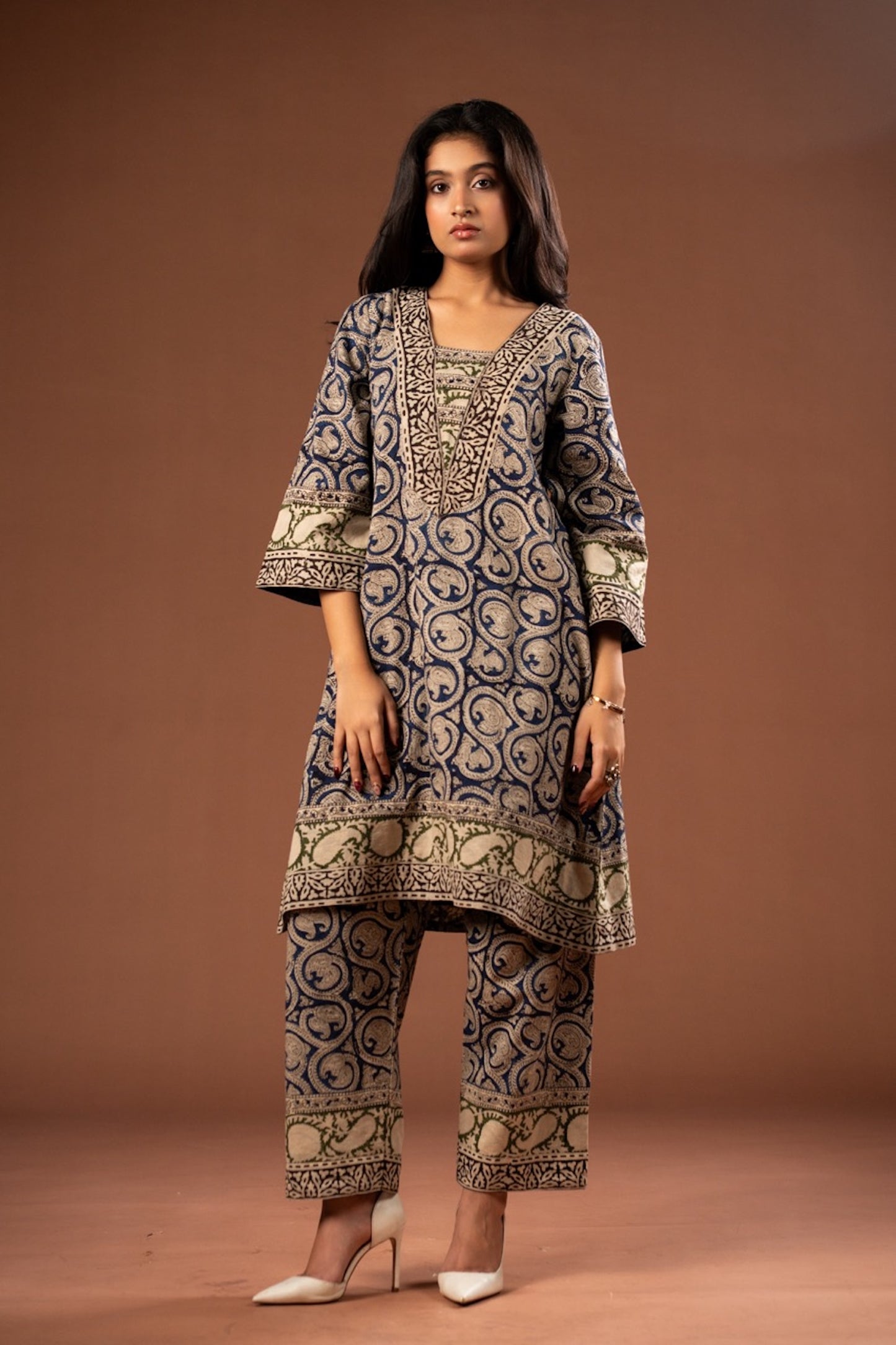 Katha Kalamkari Choga Set – Cotton Roots