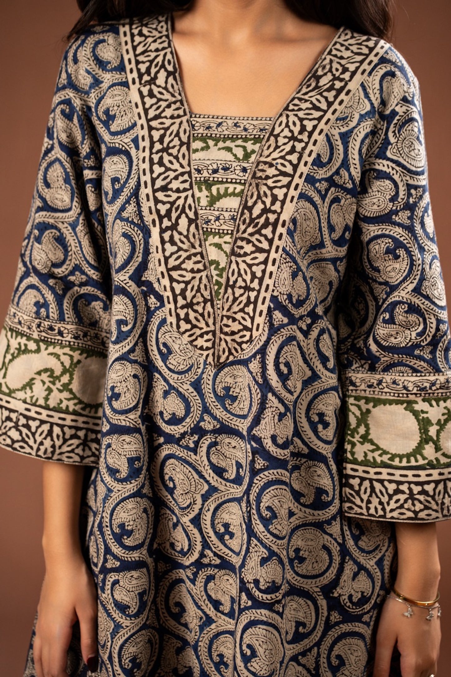 Katha Kalamkari Choga Set – Cotton Roots