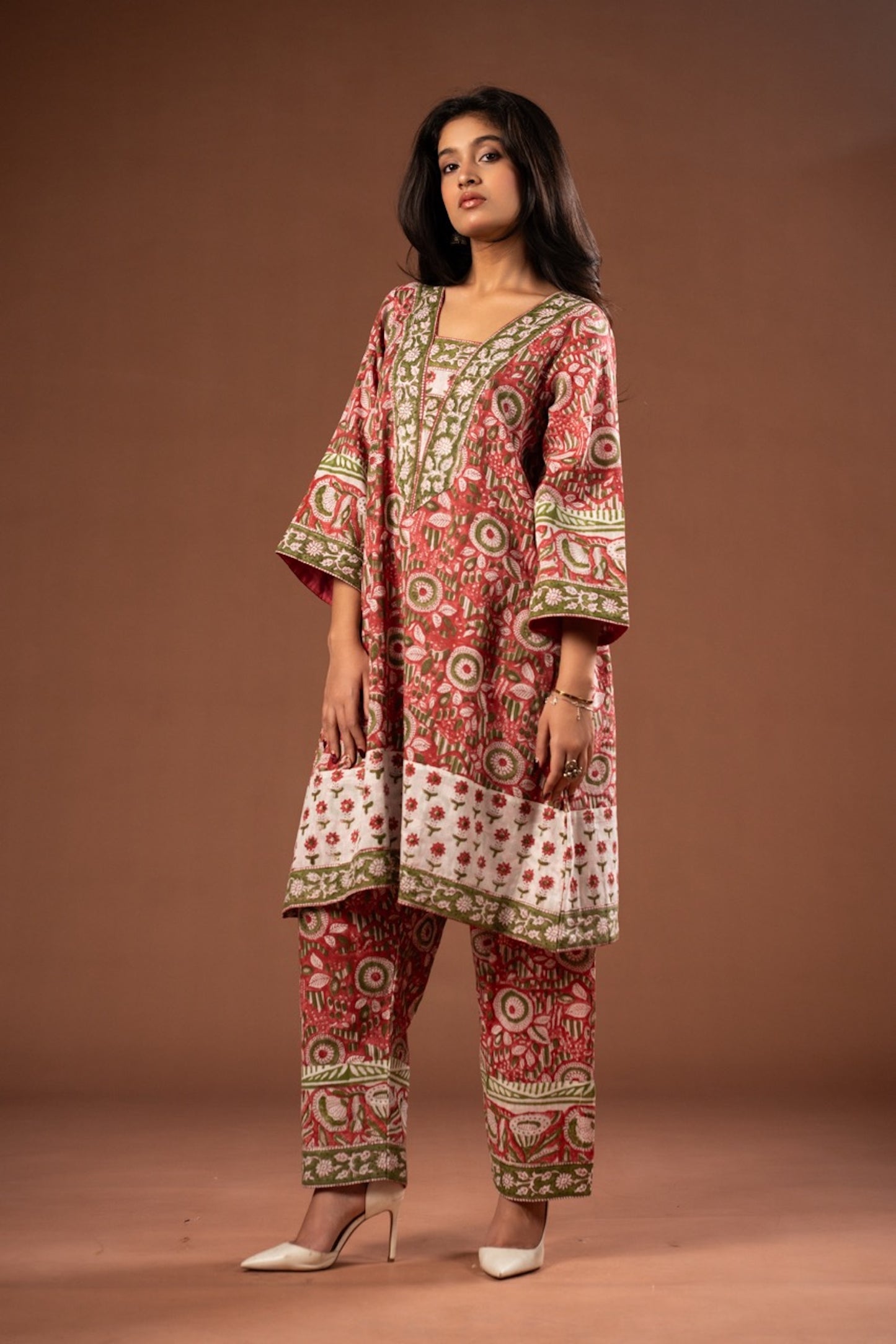 Gulnaar Kalamkari Choga Set – Cotton Roots