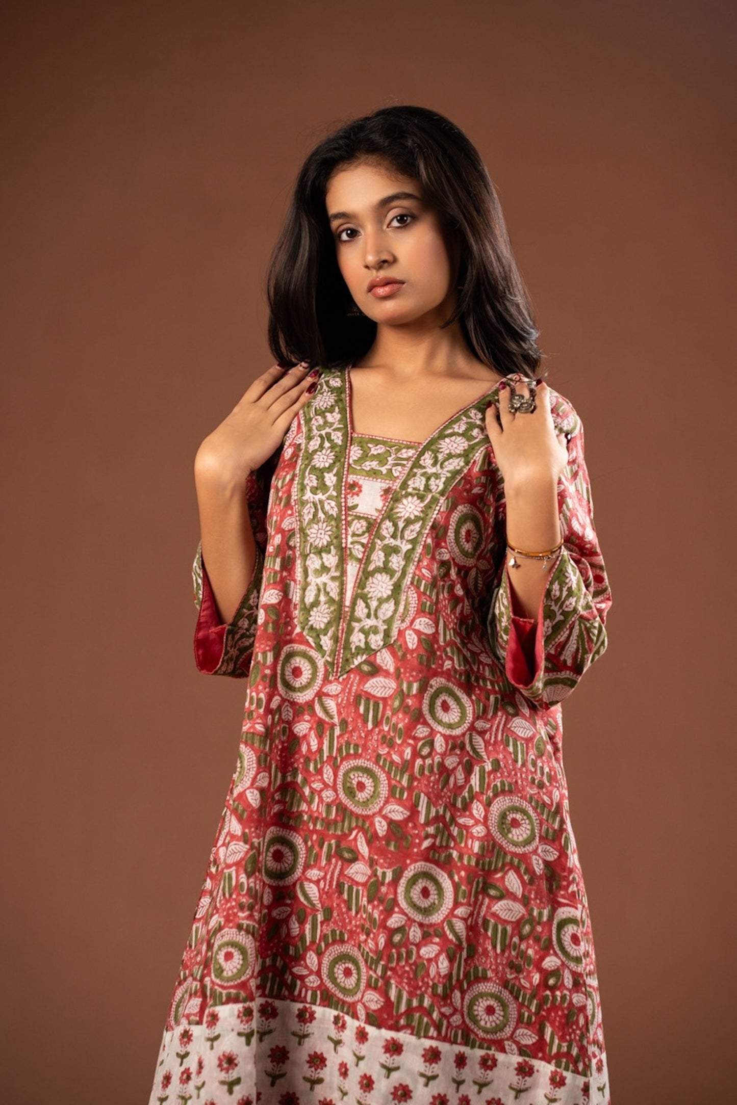 Gulnaar Kalamkari Choga Set – Cotton Roots