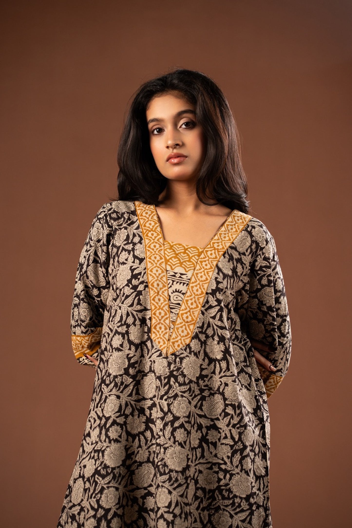 Raag Kalamkari Choga Set – Cotton Roots